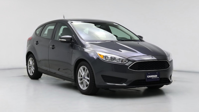 2017 Ford Focus SE Hero Image