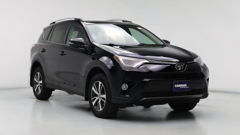2017 Toyota RAV4 XLE Hero Image