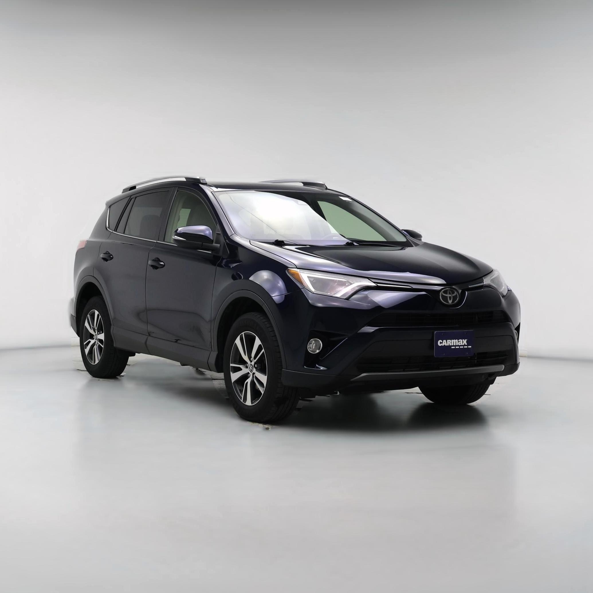 Thumbnail: 2017 Toyota RAV4 - 1