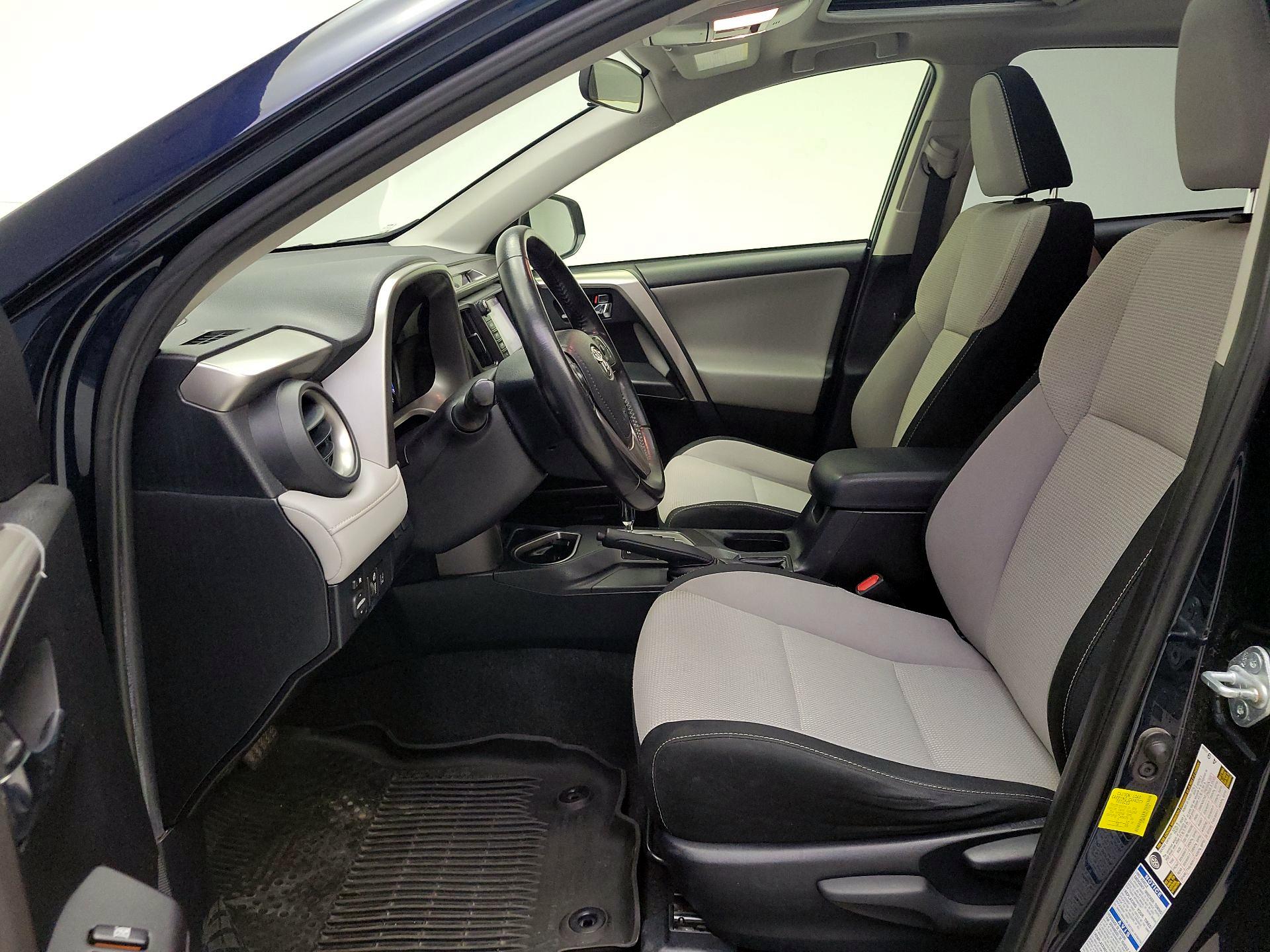 Thumbnail: 2017 Toyota RAV4 - 11