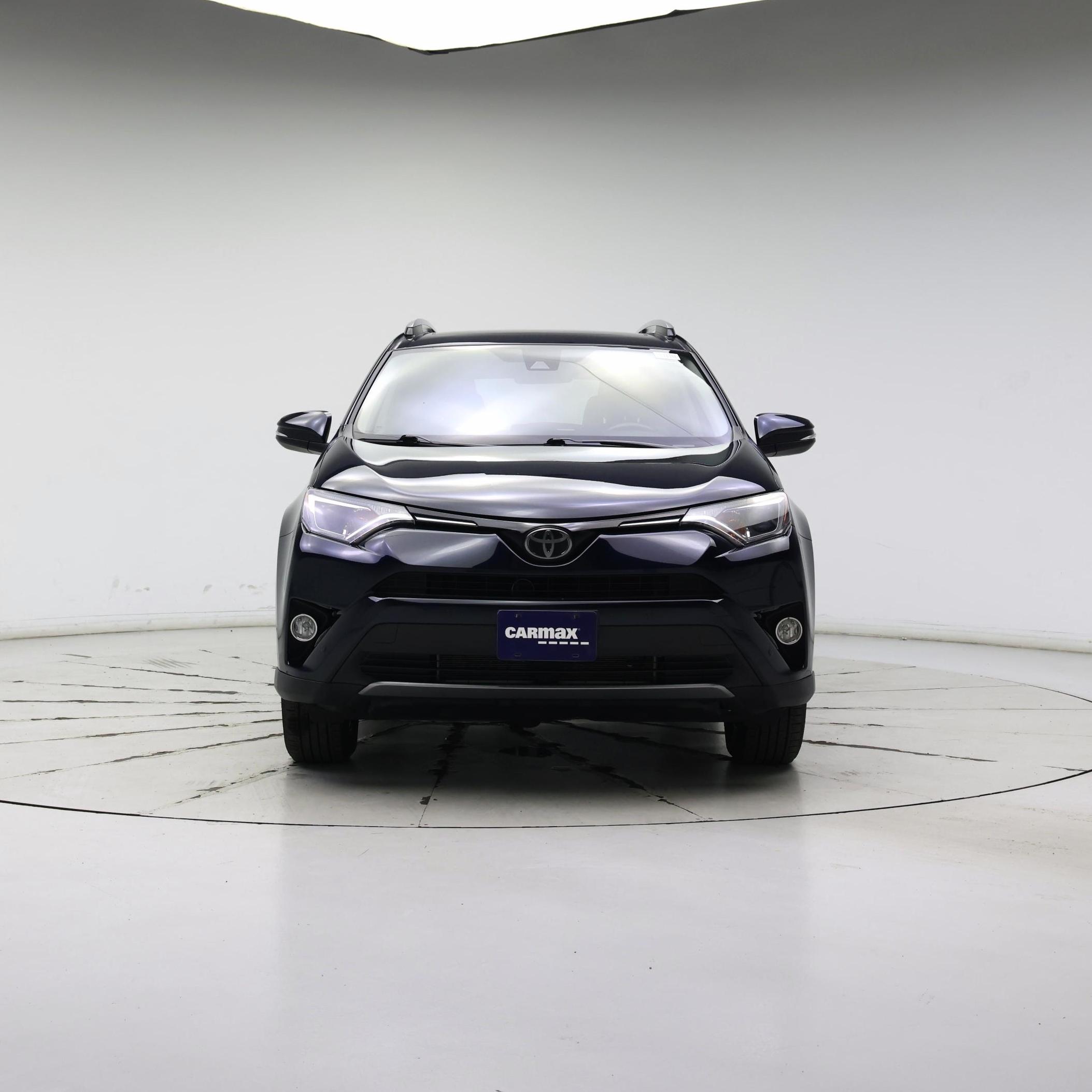 Thumbnail: 2017 Toyota RAV4 - 5