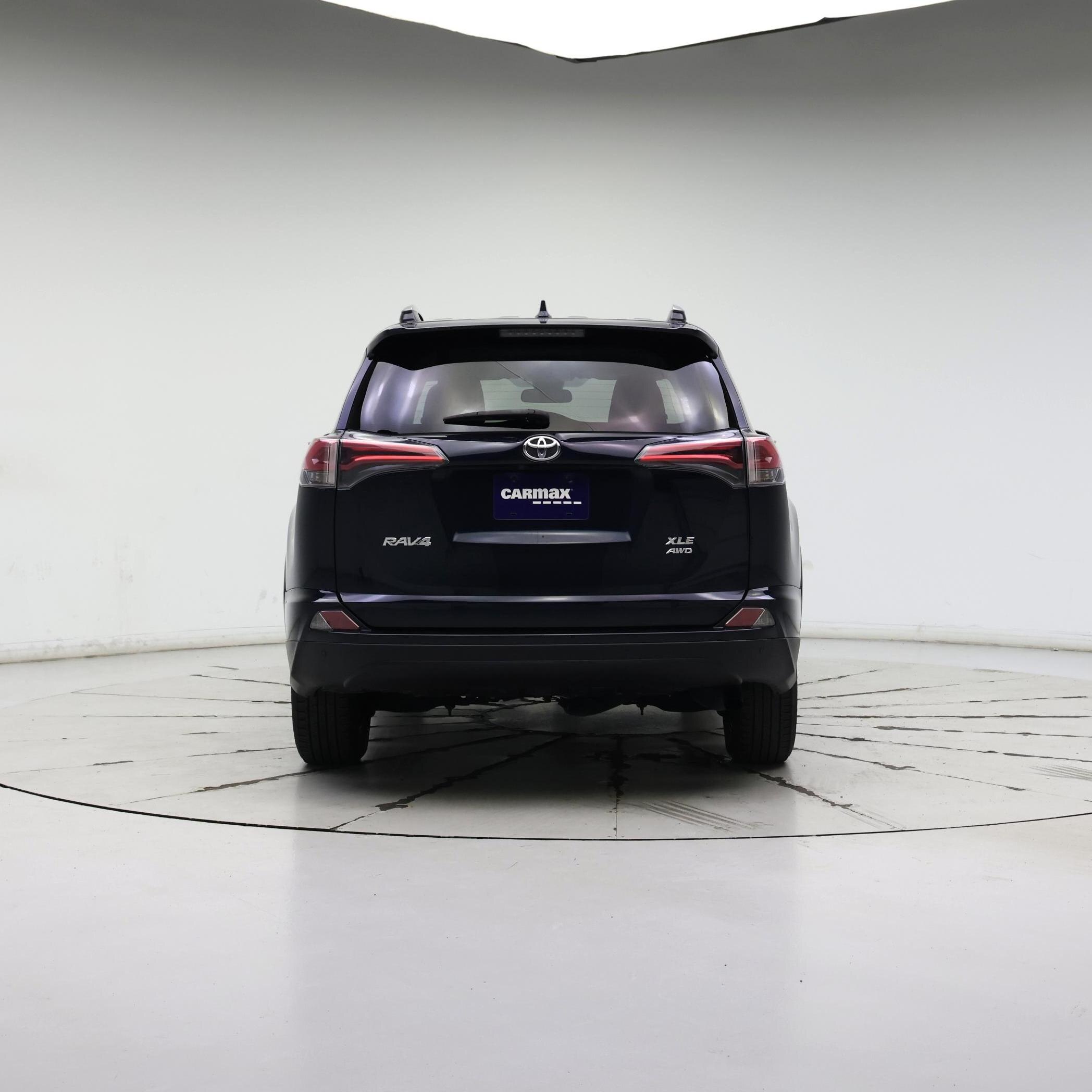 Thumbnail: 2017 Toyota RAV4 - 6