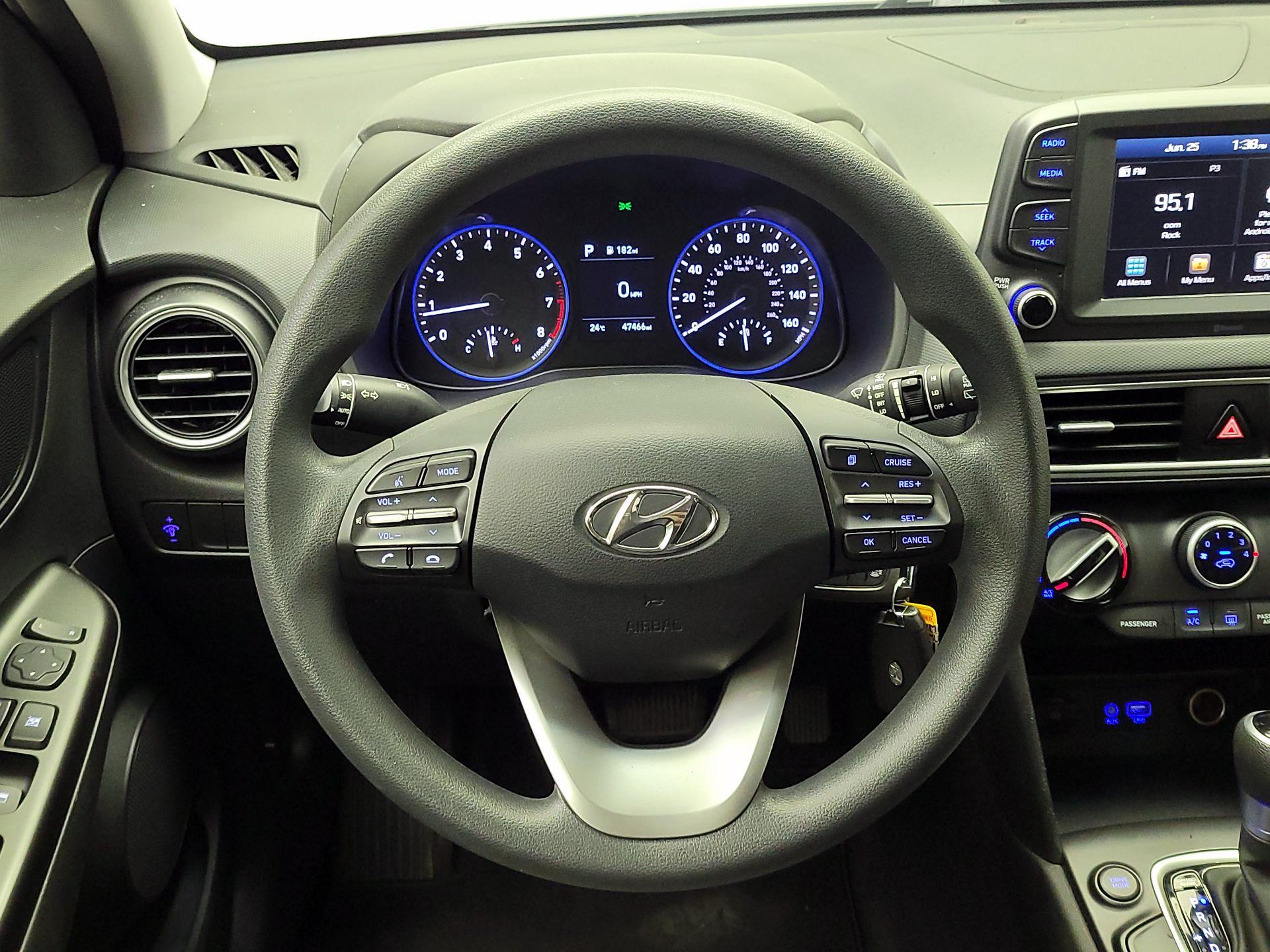 Thumbnail: 2021 Hyundai Kona - 10