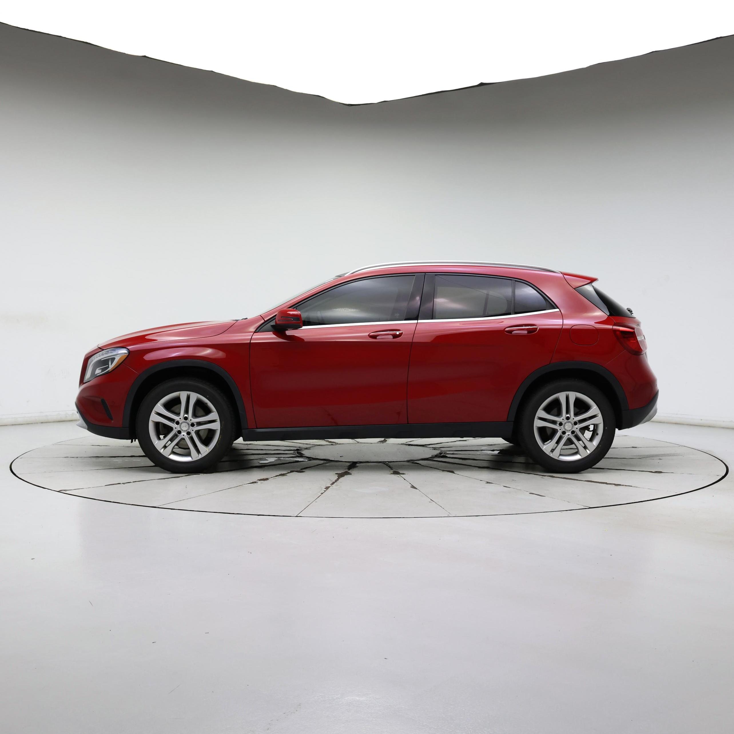 Thumbnail: 2016 Mercedes-Benz GLA - 3