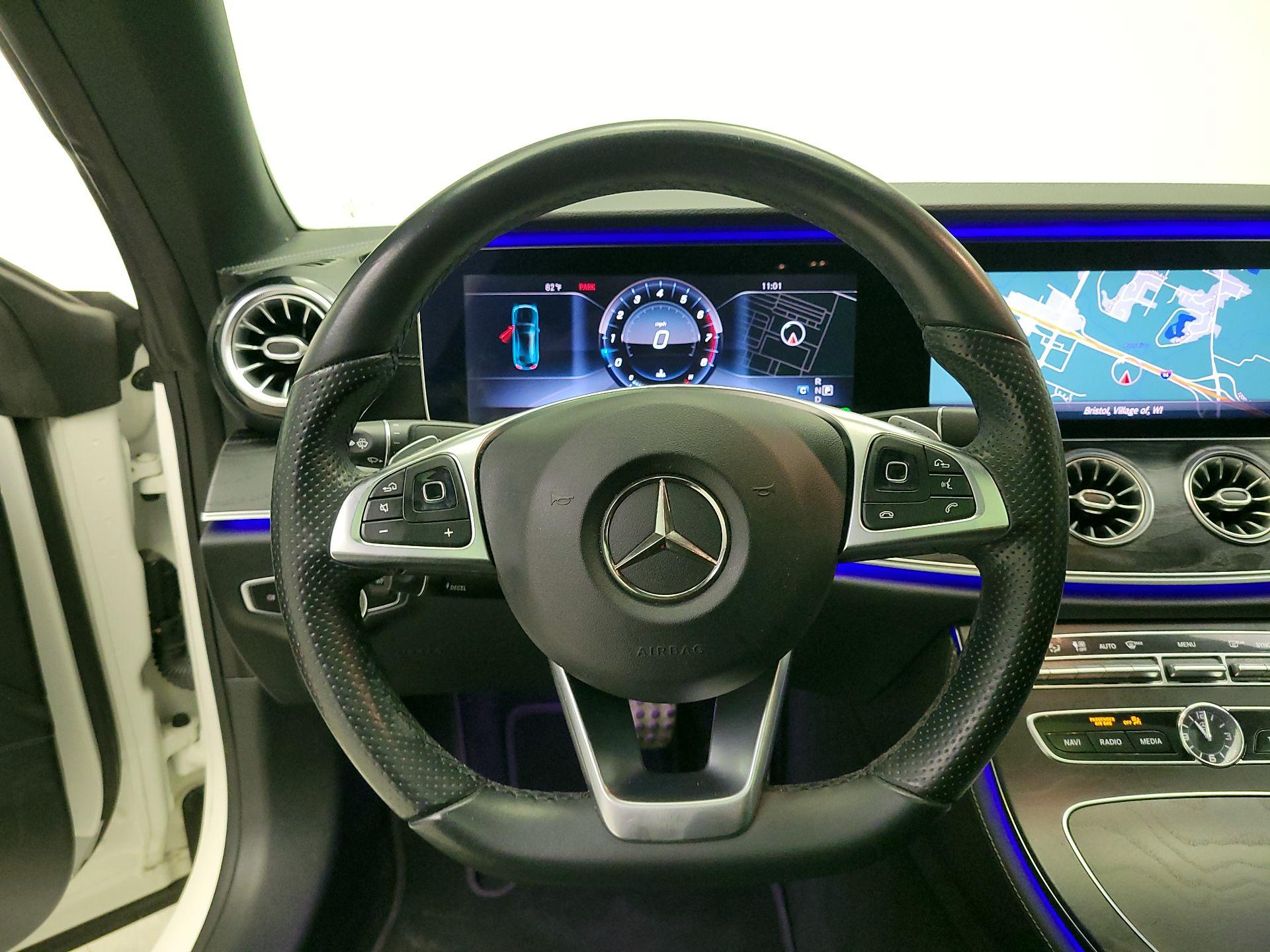 Thumbnail: 2018 Mercedes-Benz E-Class - 10