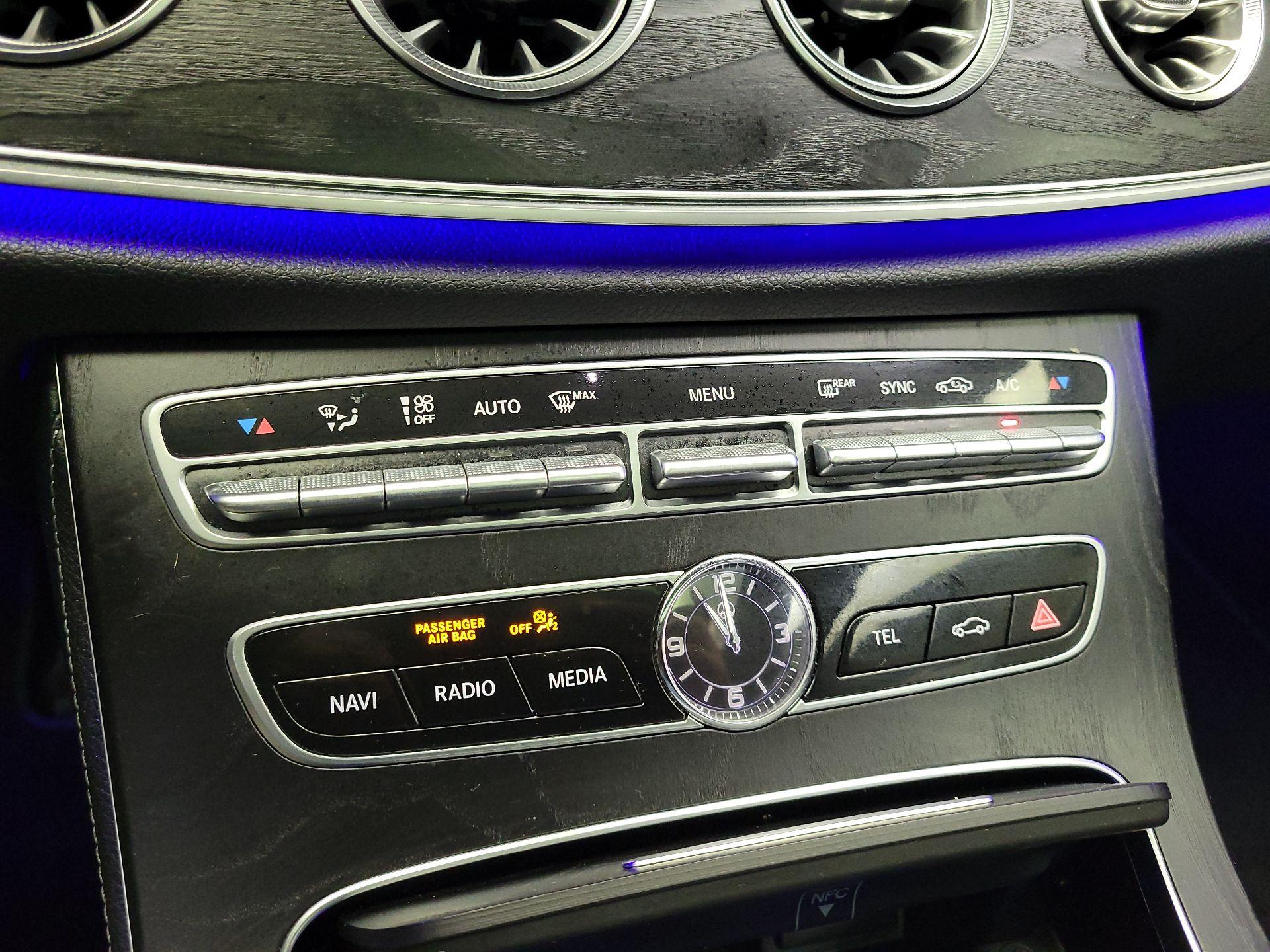 Thumbnail: 2018 Mercedes-Benz E-Class - 17