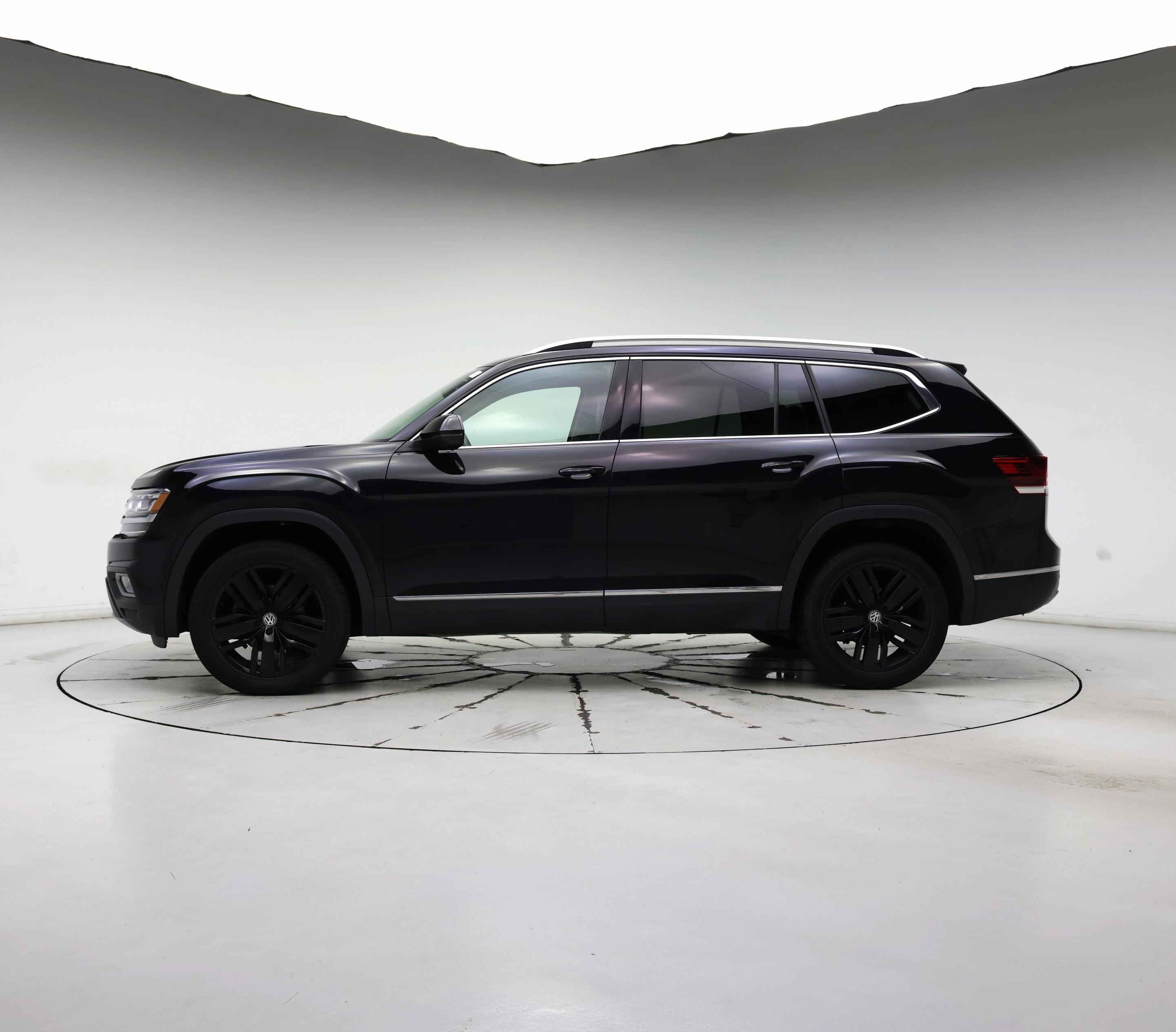 Thumbnail: 2018 Volkswagen Atlas - 3