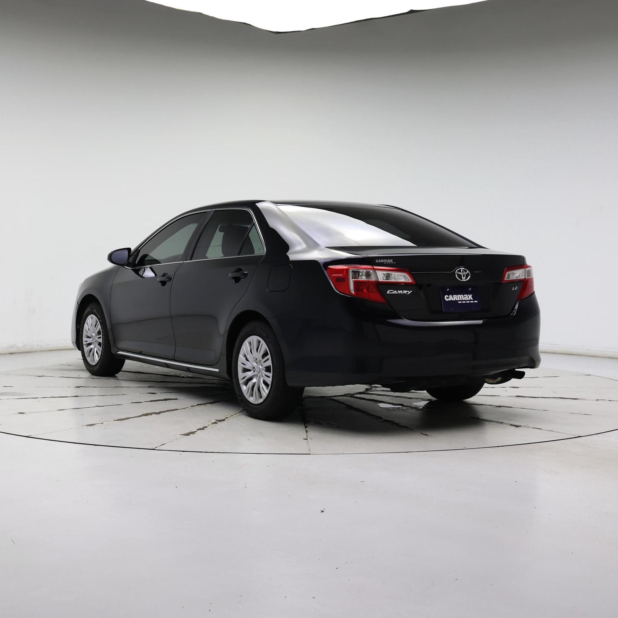 Thumbnail: 2014 Toyota Camry - 2