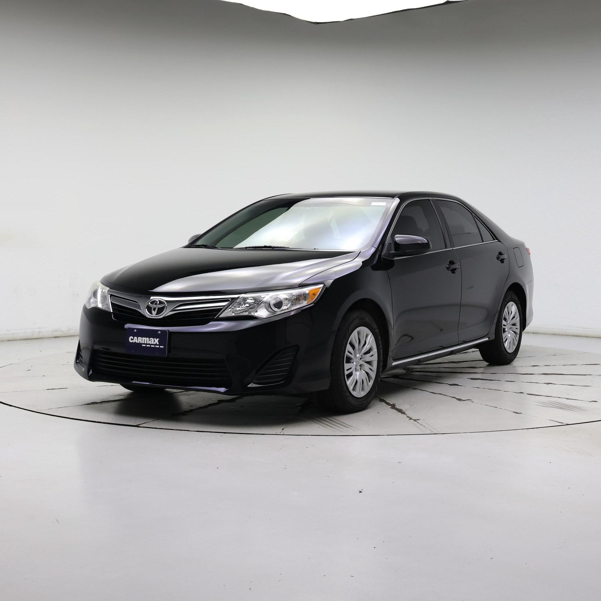 Thumbnail: 2014 Toyota Camry - 4