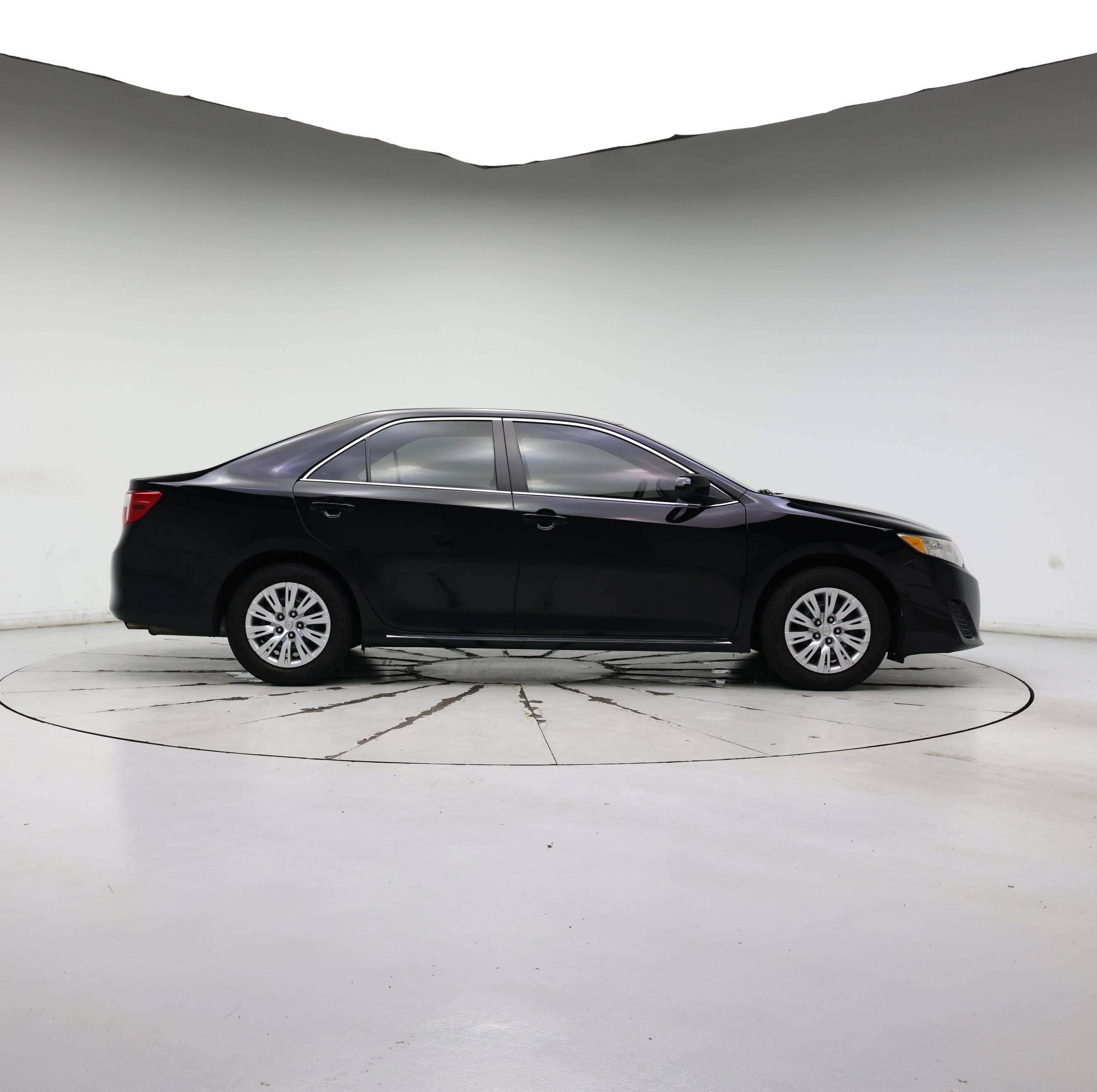 Thumbnail: 2014 Toyota Camry - 7