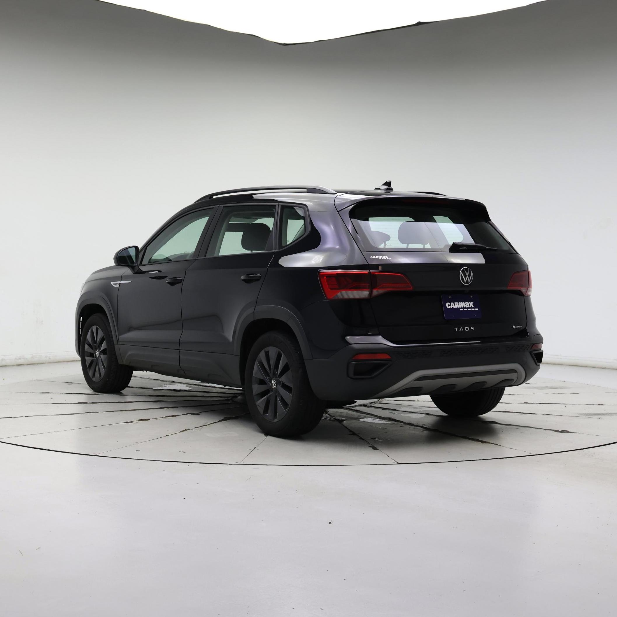 Thumbnail: 2022 Volkswagen Taos - 2