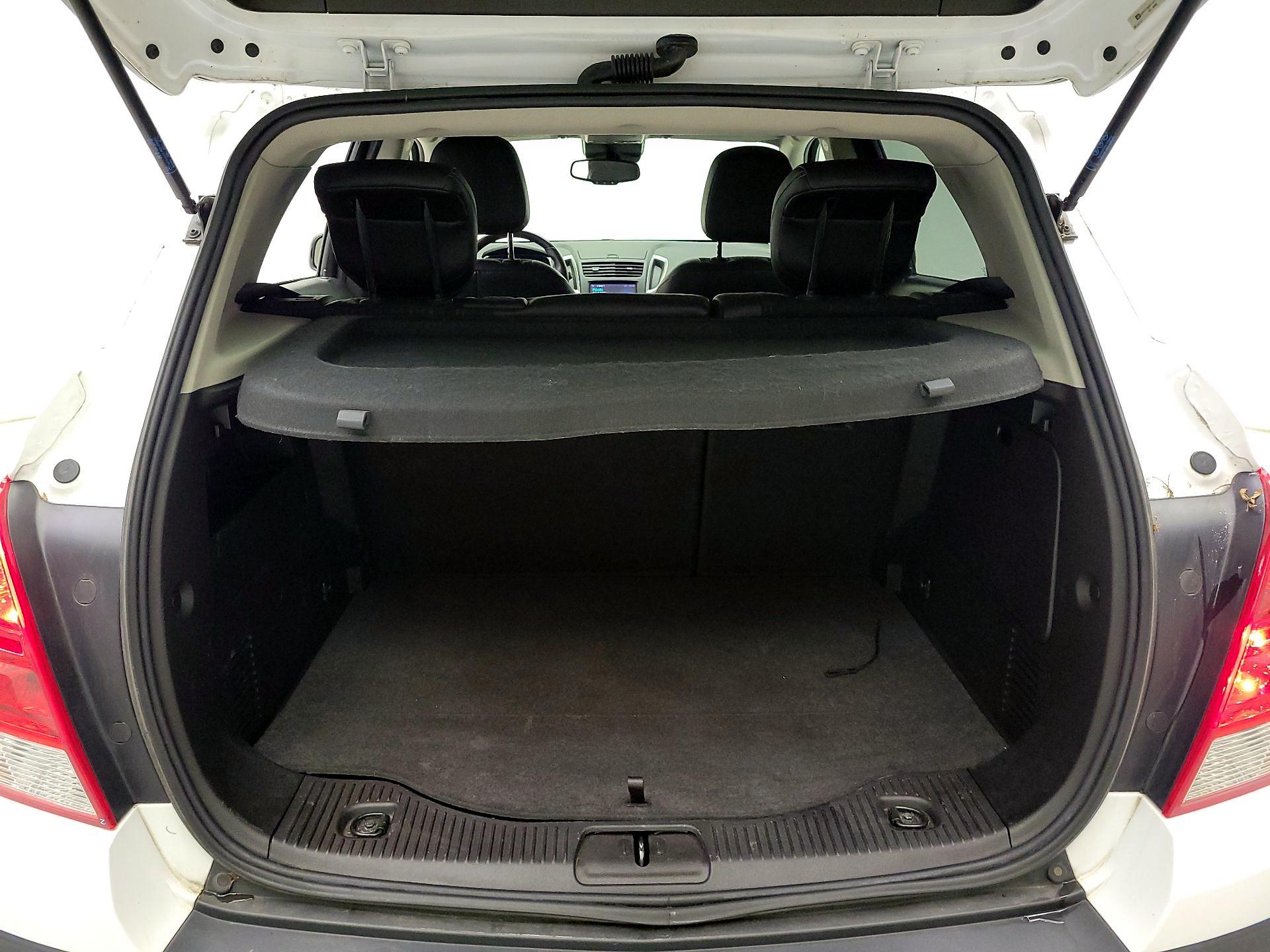 Thumbnail: 2015 Chevrolet Trax - 19