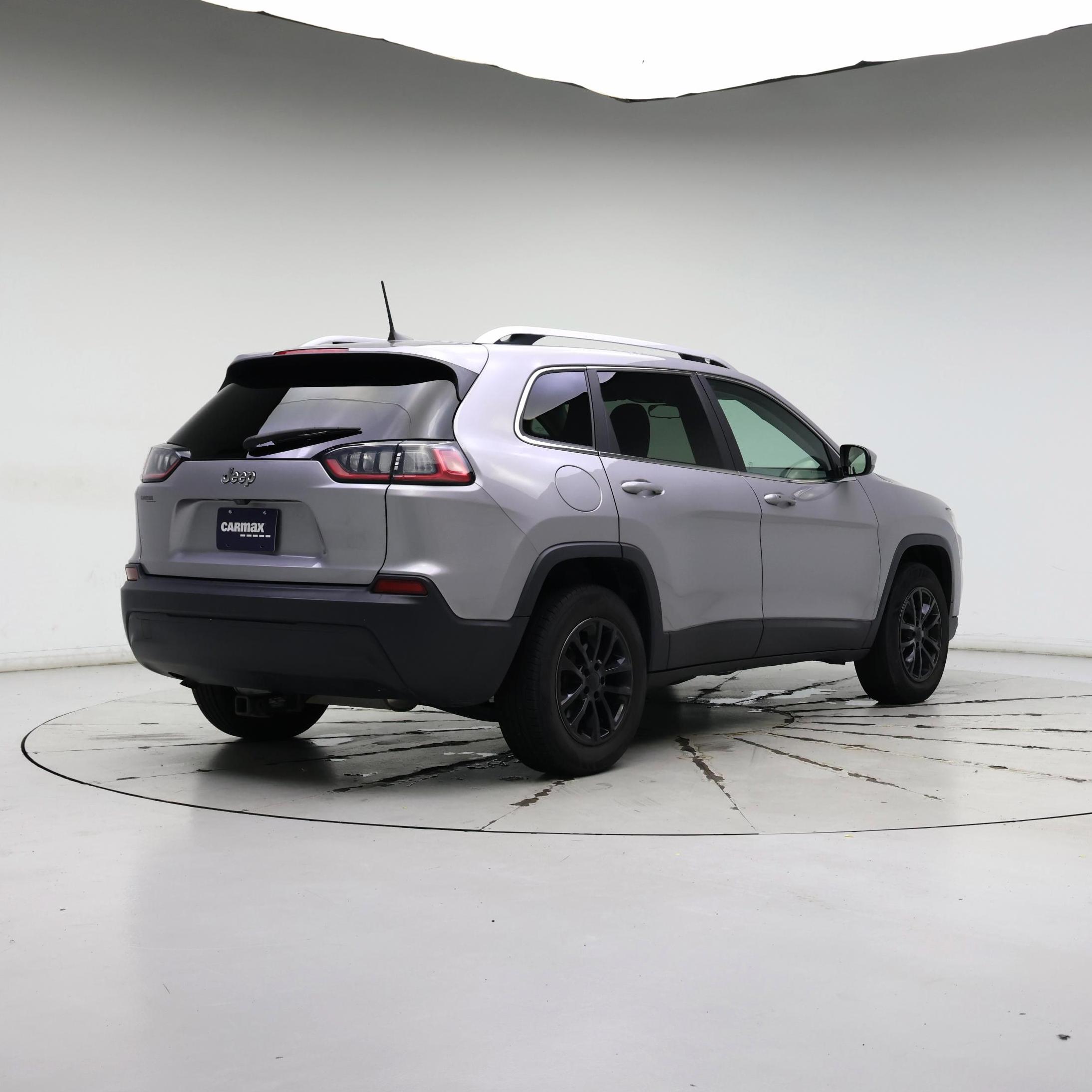 Thumbnail: 2019 Jeep Cherokee - 8