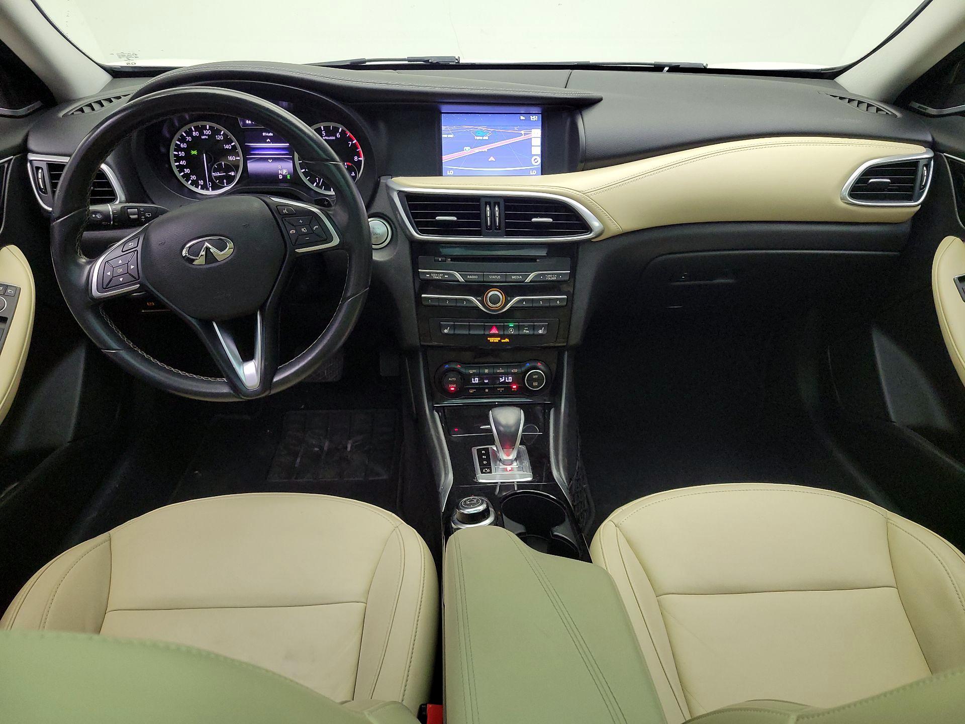 Thumbnail: 2018 INFINITI QX30 - 9