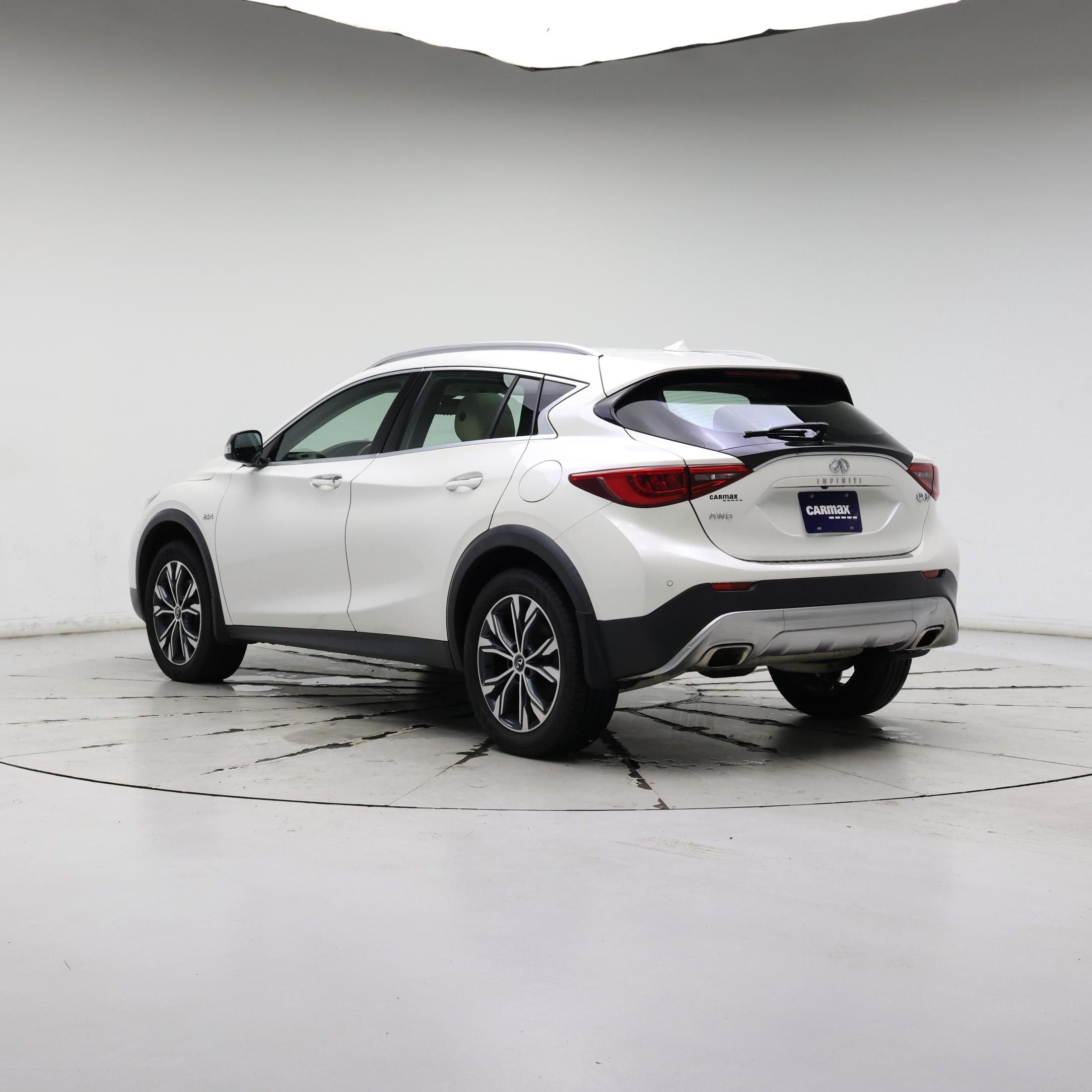 Thumbnail: 2018 INFINITI QX30 - 2