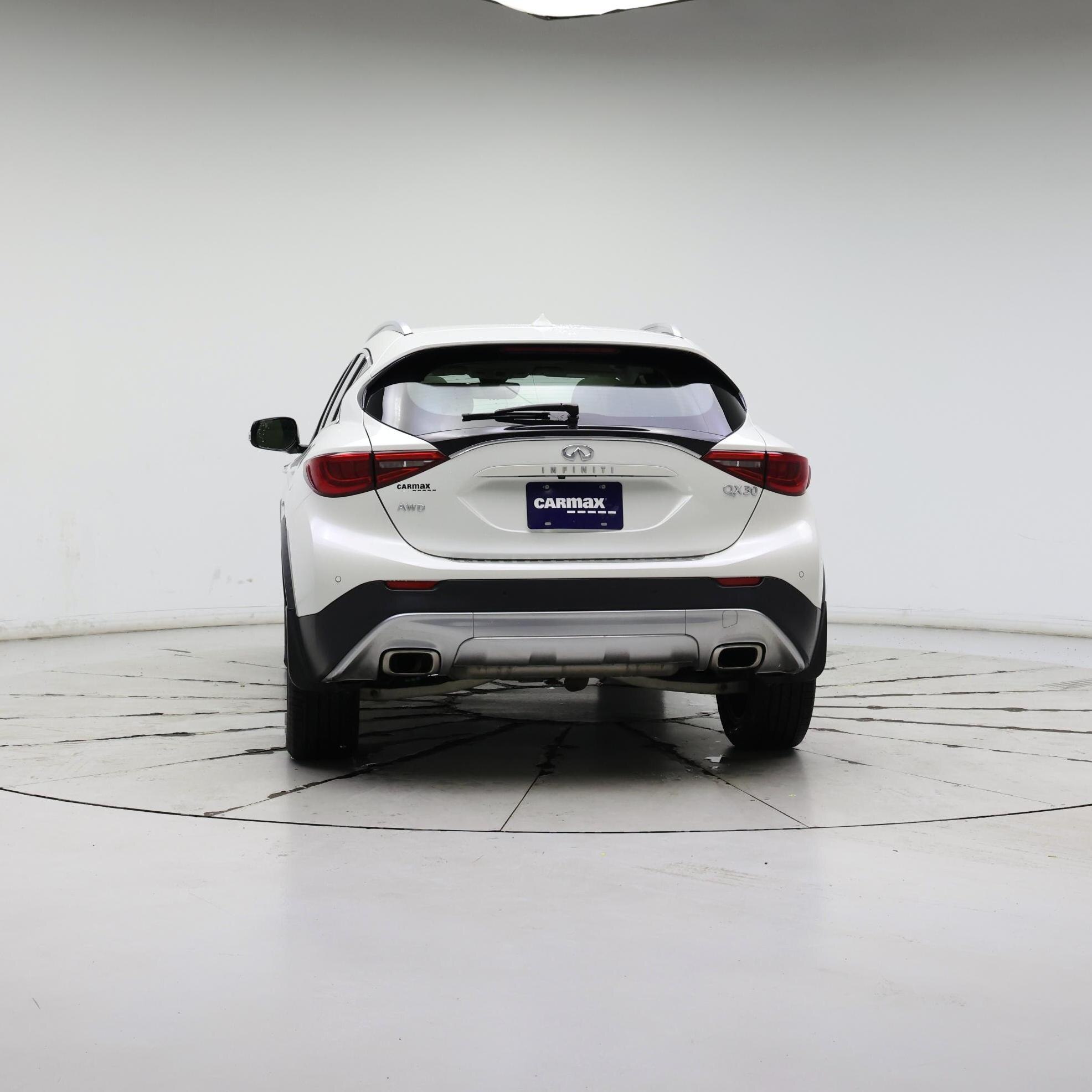 Thumbnail: 2018 INFINITI QX30 - 6