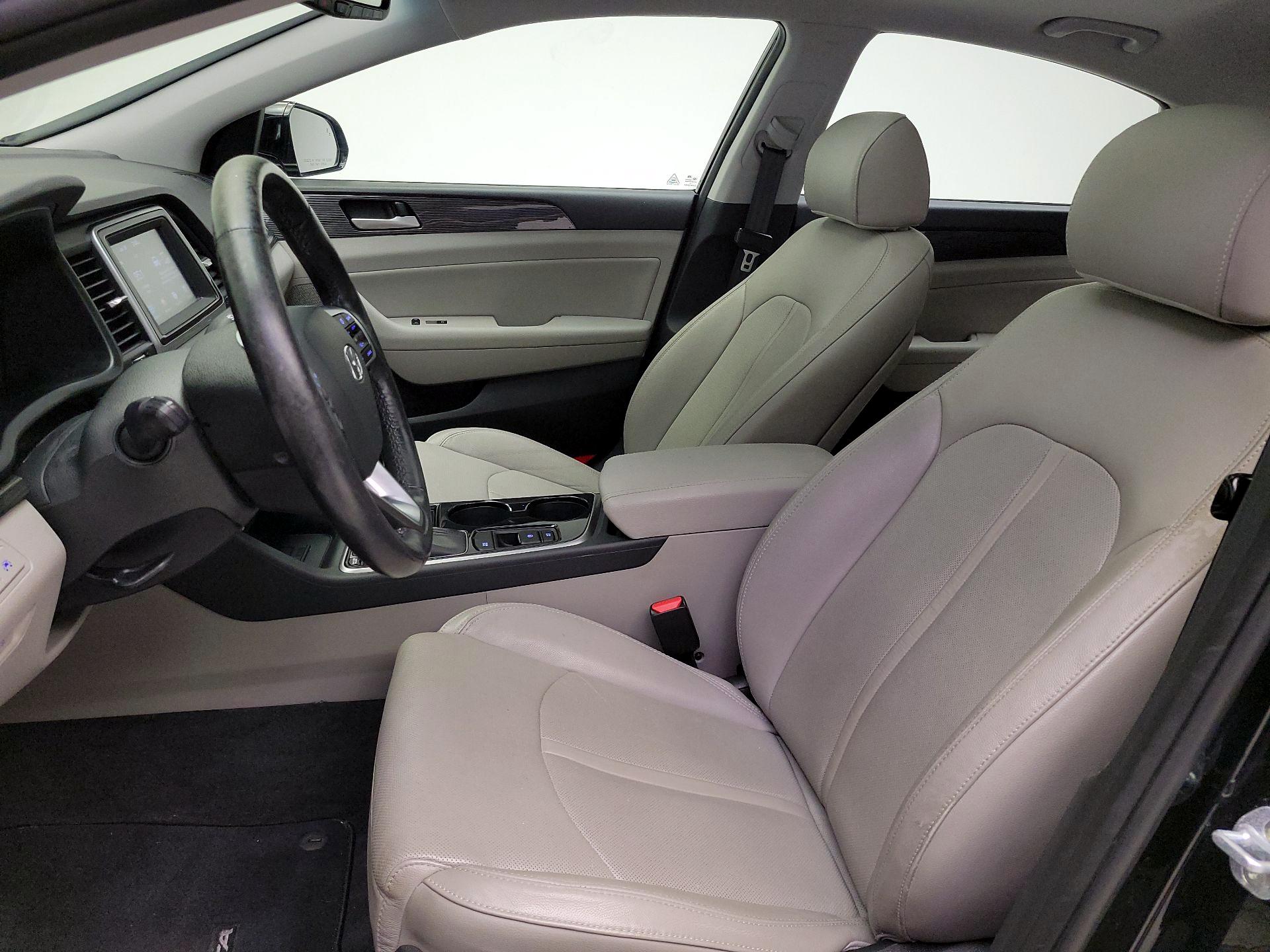 Thumbnail: 2019 Hyundai Sonata - 11