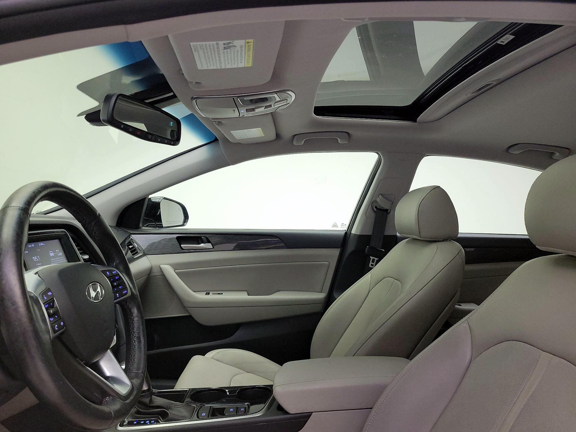 Thumbnail: 2019 Hyundai Sonata - 19