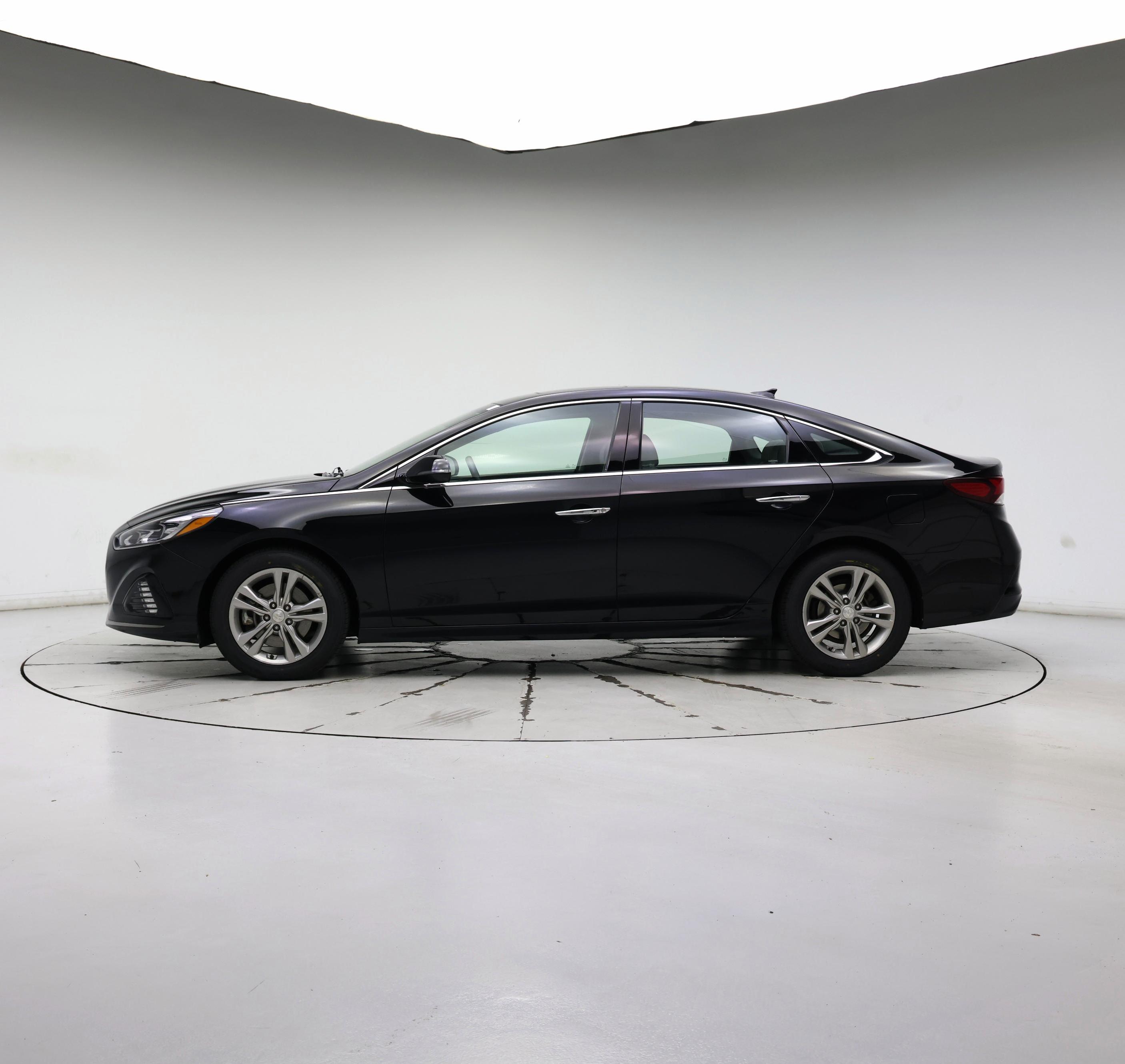 Thumbnail: 2019 Hyundai Sonata - 3