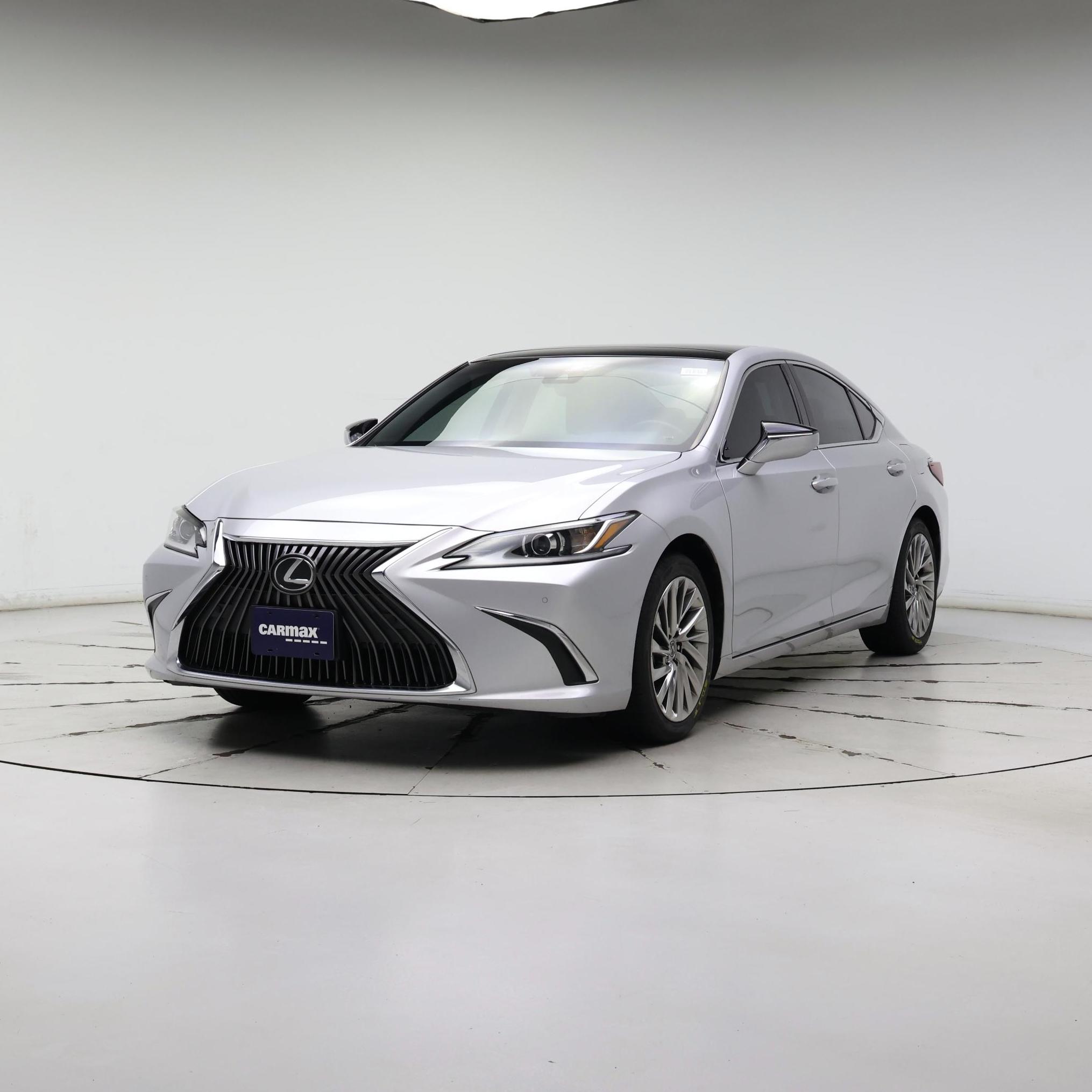 Thumbnail: 2019 Lexus ES - 4