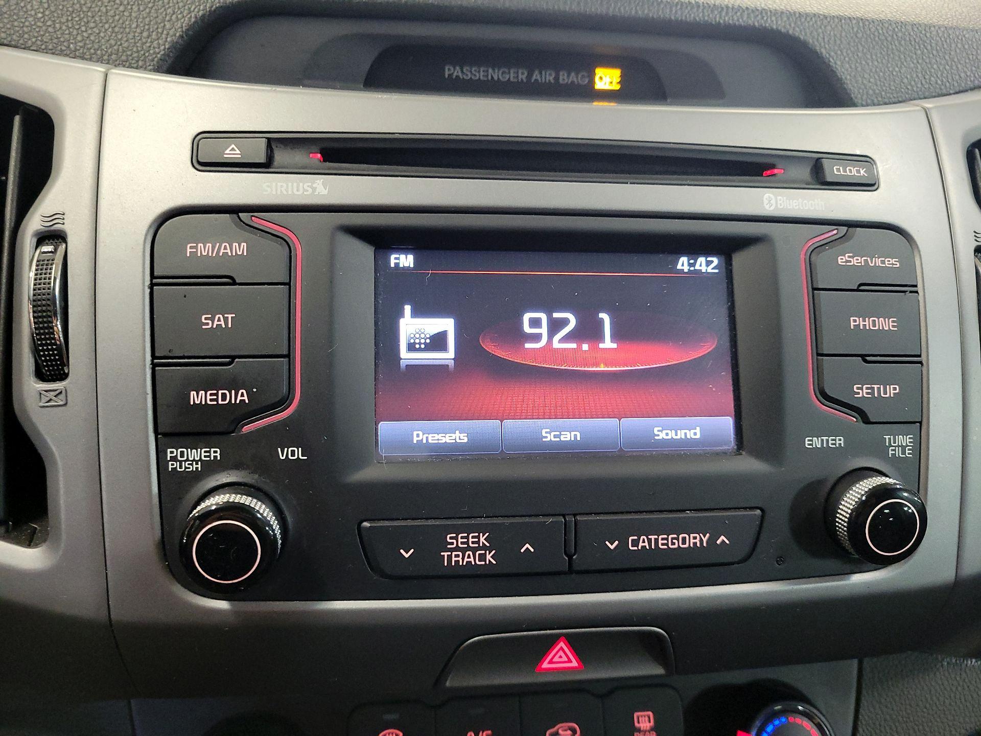 Thumbnail: 2015 Kia Sportage - 15