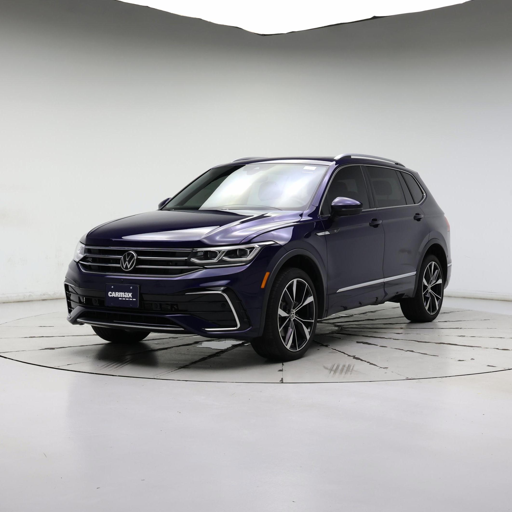 Thumbnail: 2022 Volkswagen Tiguan - 4