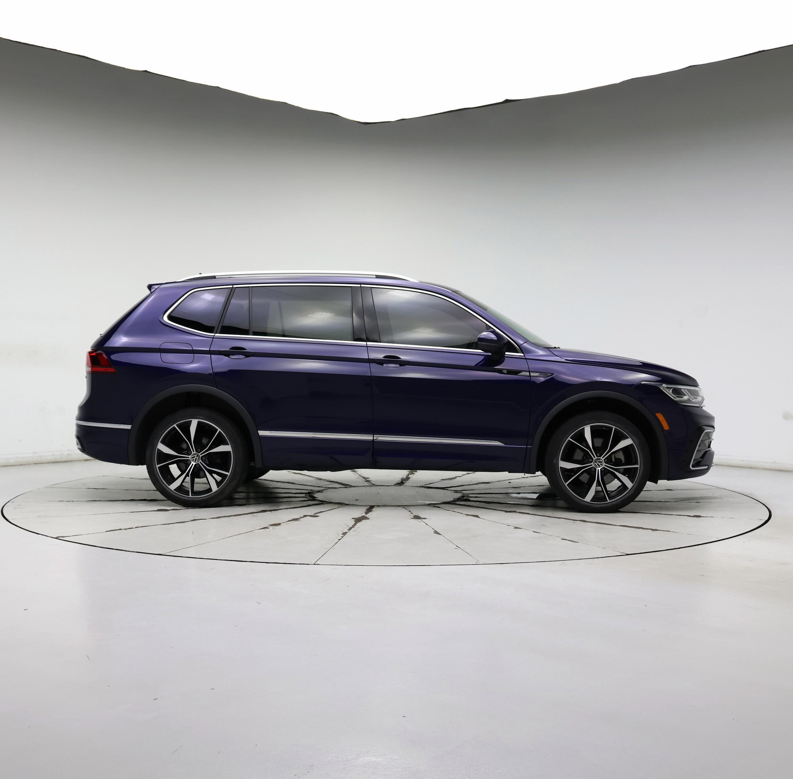Thumbnail: 2022 Volkswagen Tiguan - 7