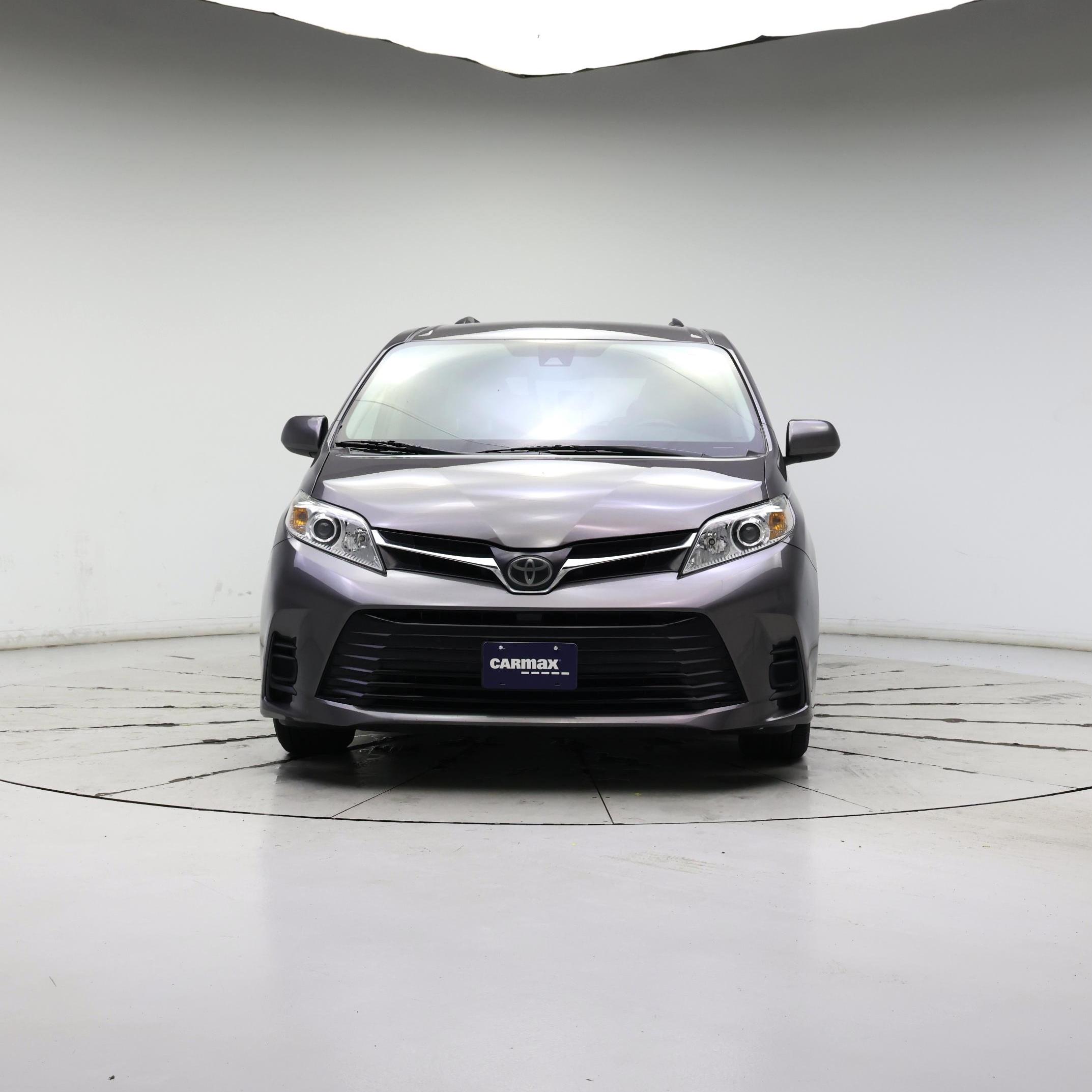Thumbnail: 2018 Toyota Sienna - 5