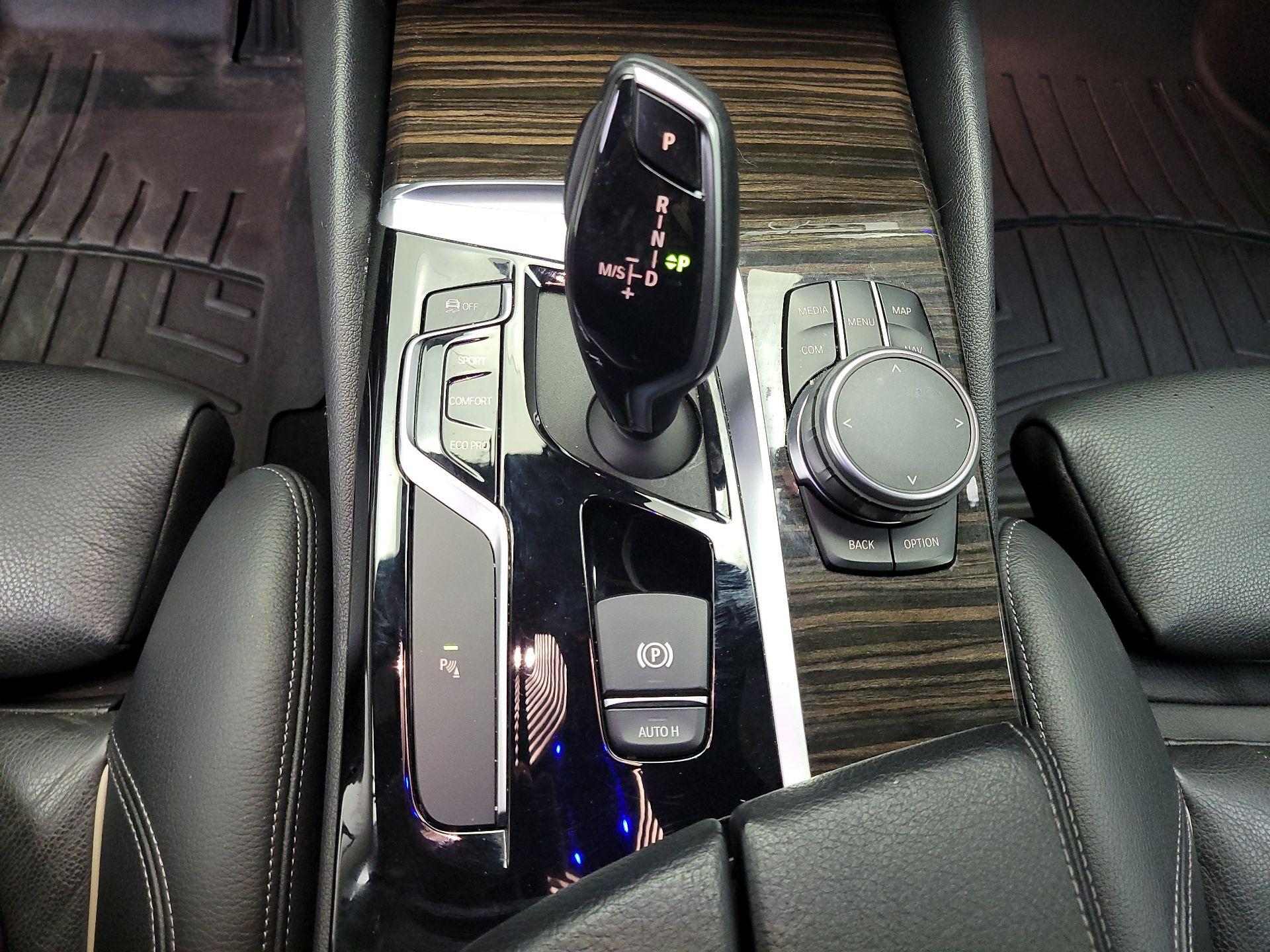 Thumbnail: 2019 BMW 5 Series - 18
