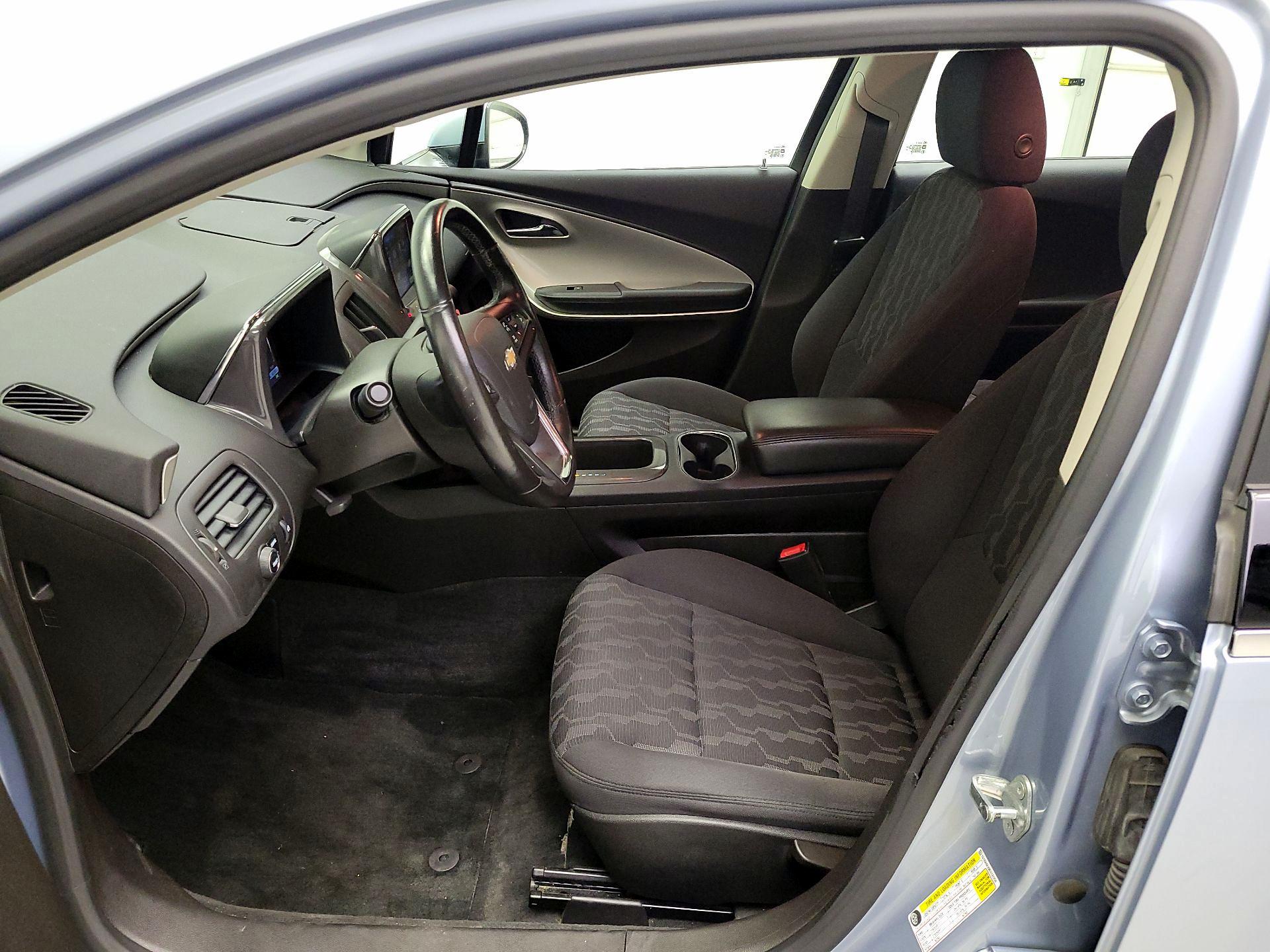 Thumbnail: 2014 Chevrolet Volt - 11