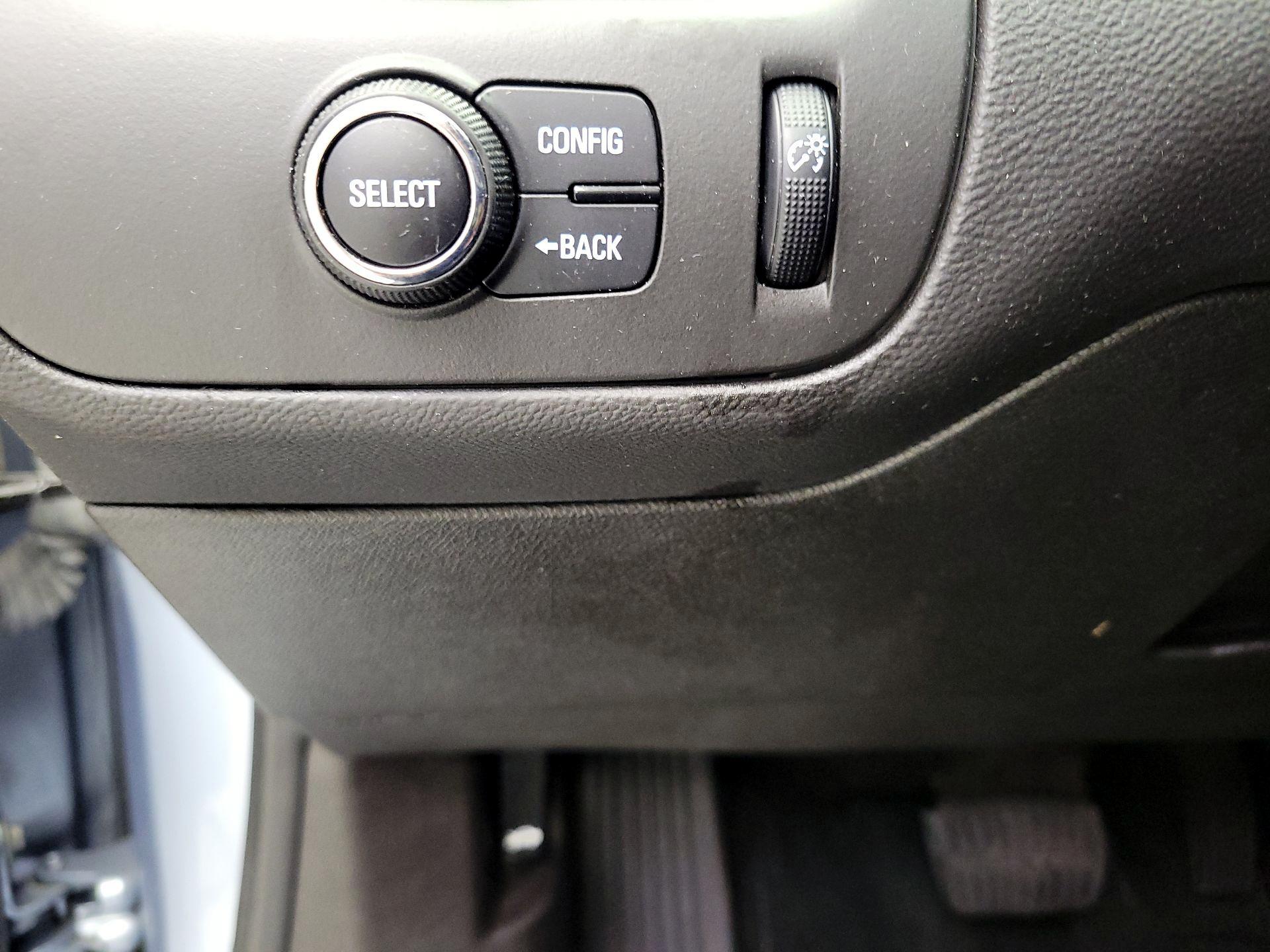 Thumbnail: 2014 Chevrolet Volt - 13