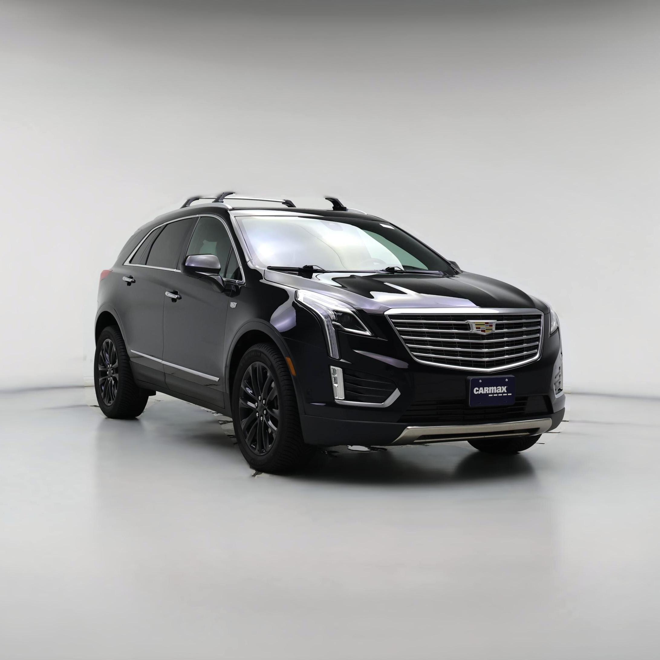 Thumbnail: 2017 Cadillac XT5 - 1