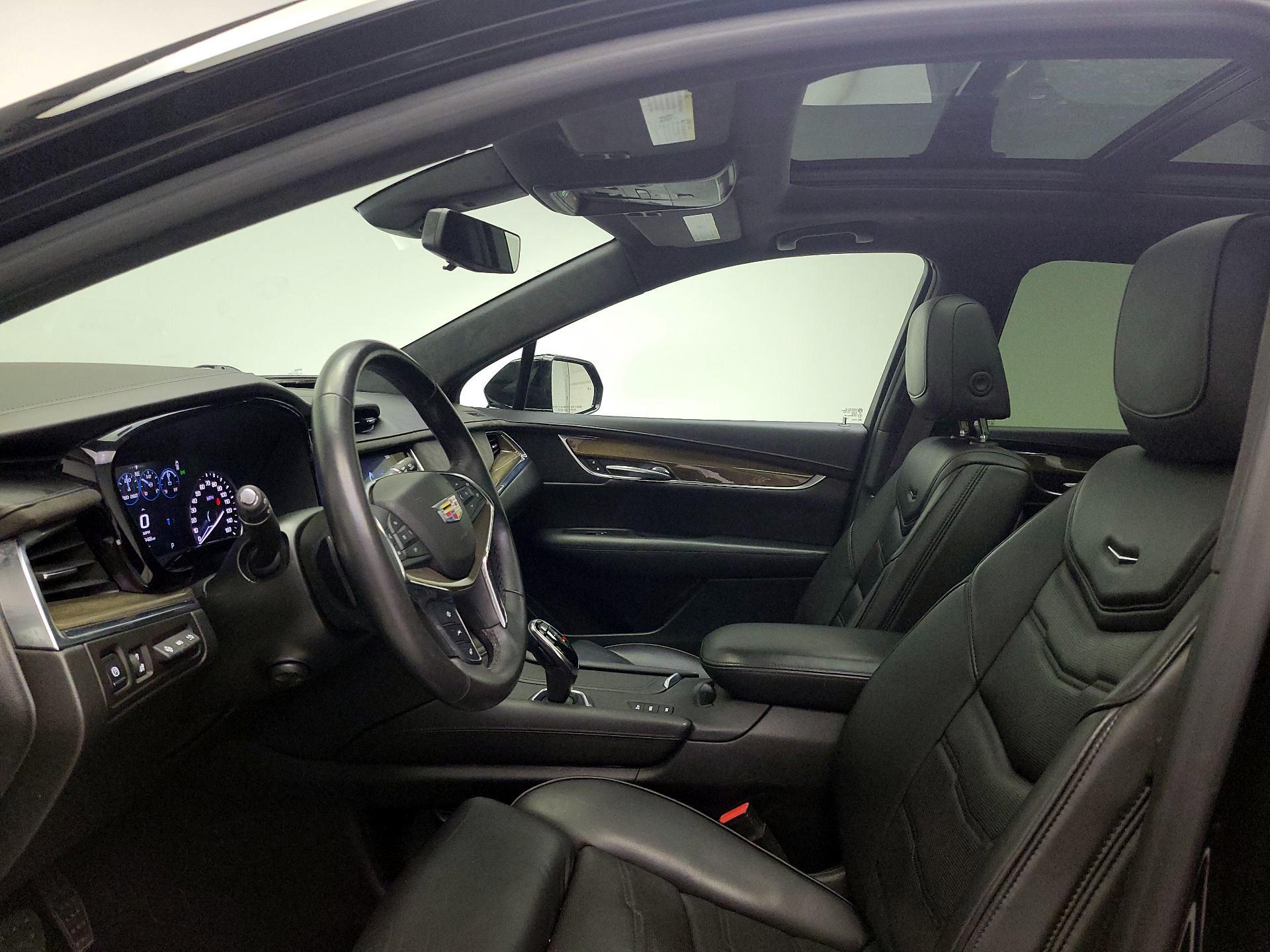Thumbnail: 2017 Cadillac XT5 - 20