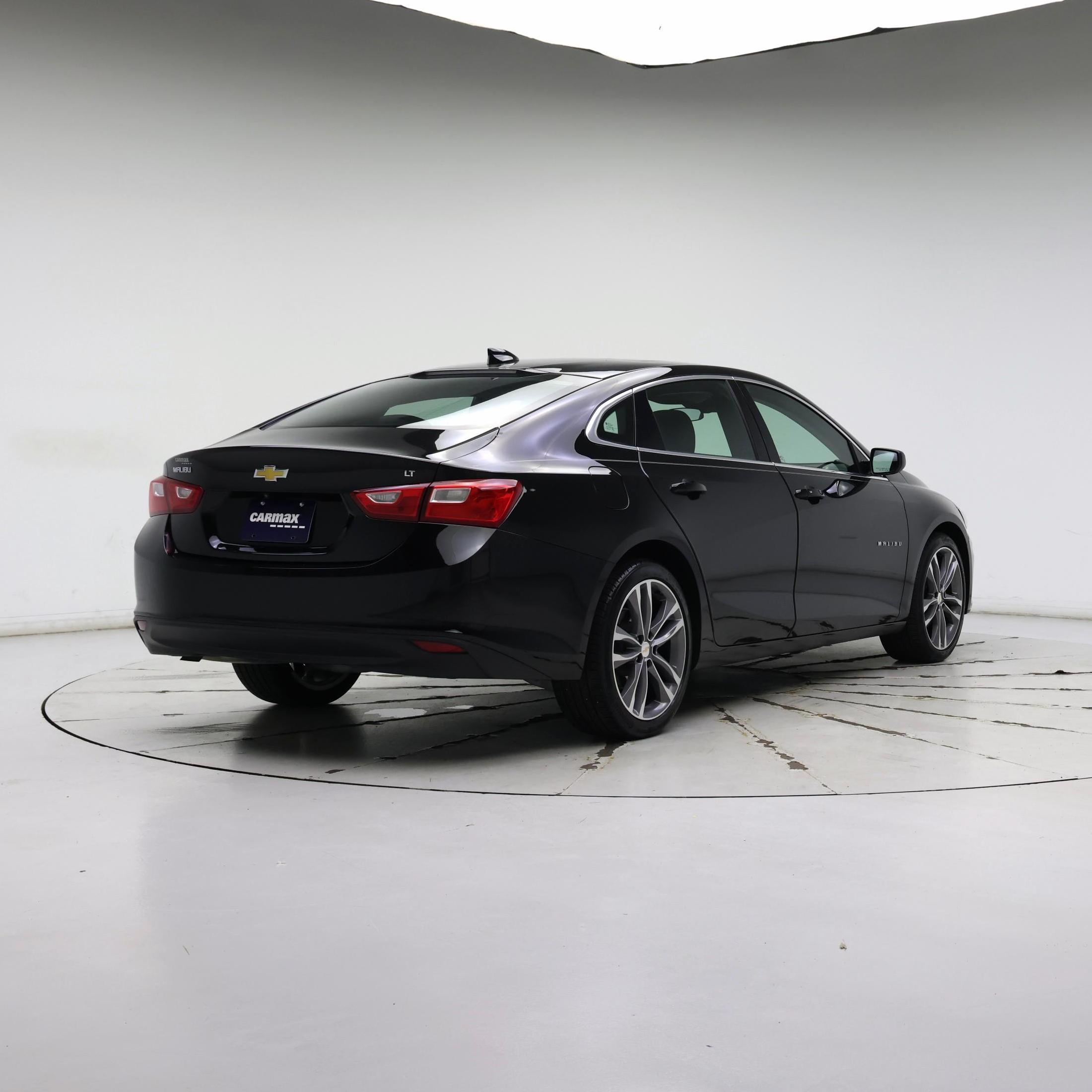 Thumbnail: 2023 Chevrolet Malibu - 8