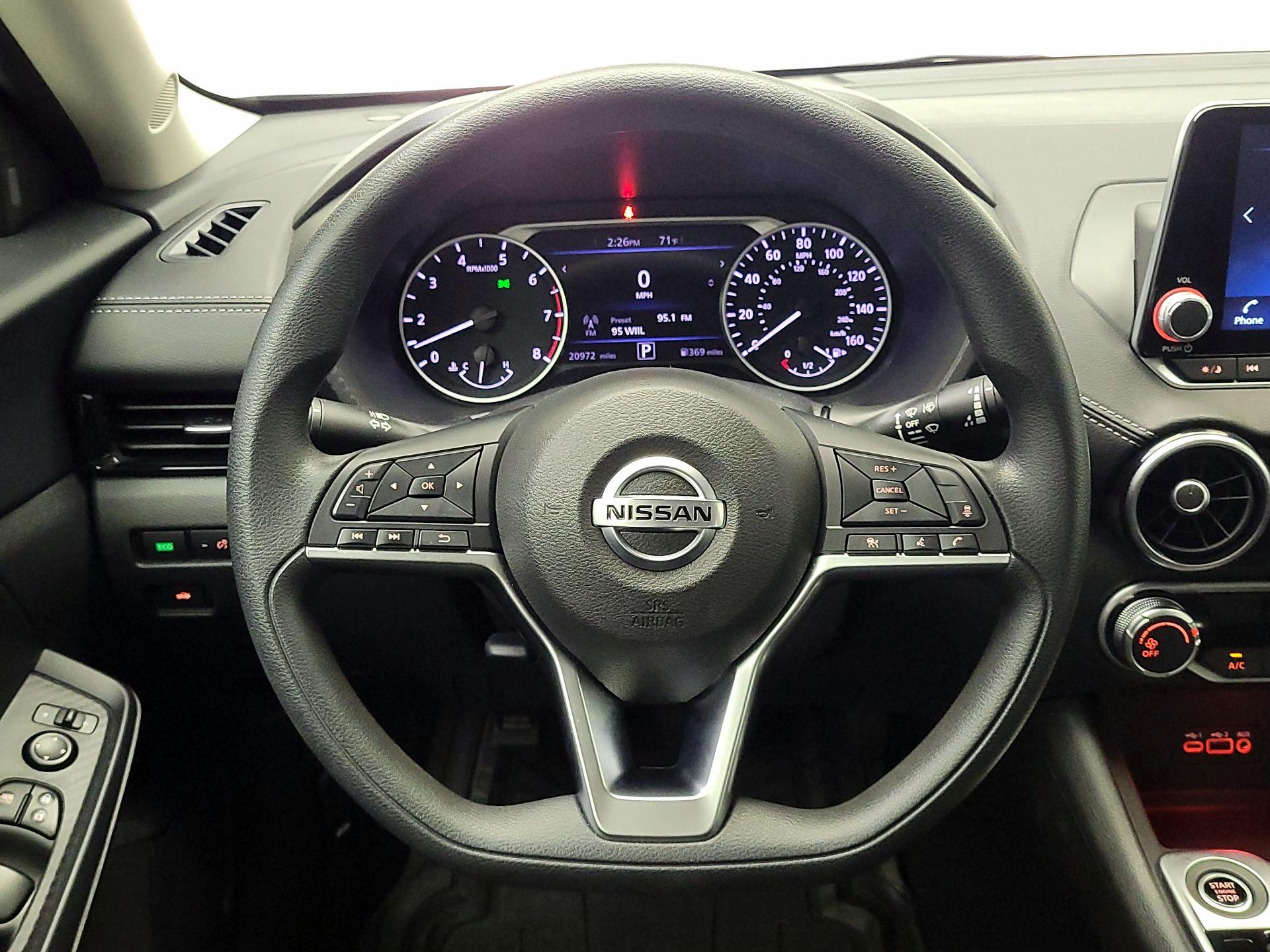 Thumbnail: 2023 Nissan Sentra - 10