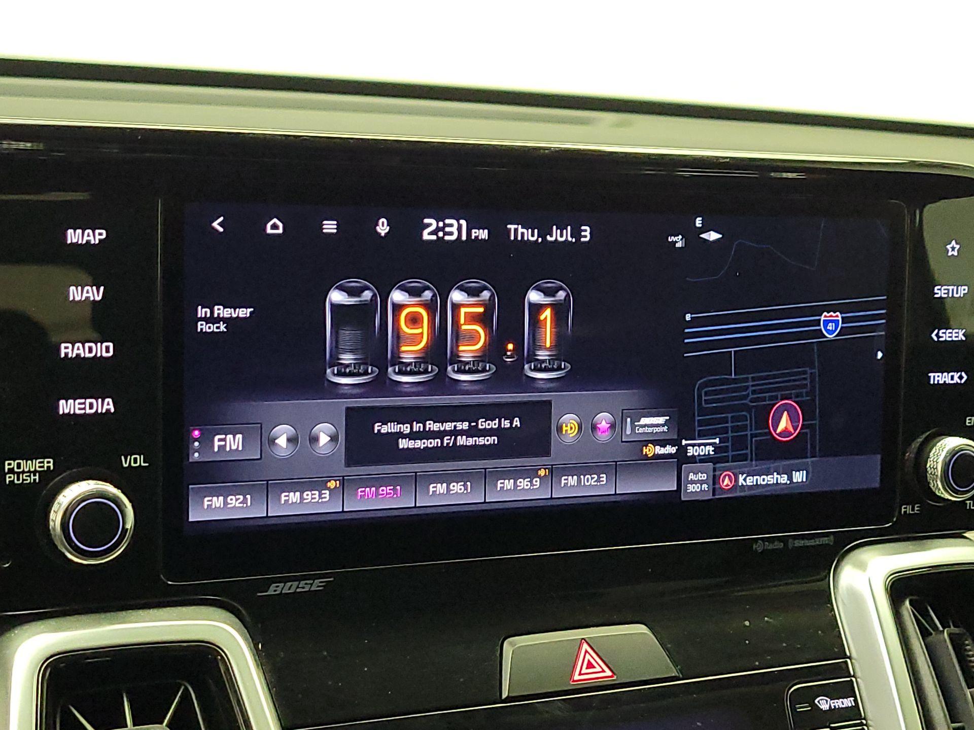 Thumbnail: 2022 Kia Sorento - 16