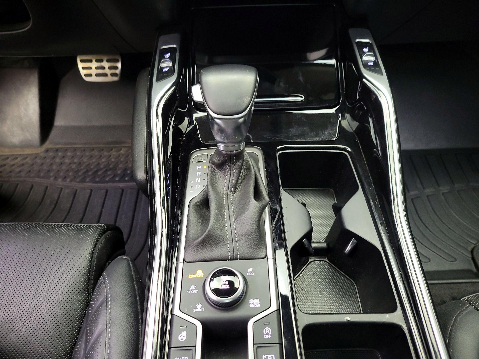 Thumbnail: 2022 Kia Sorento - 18