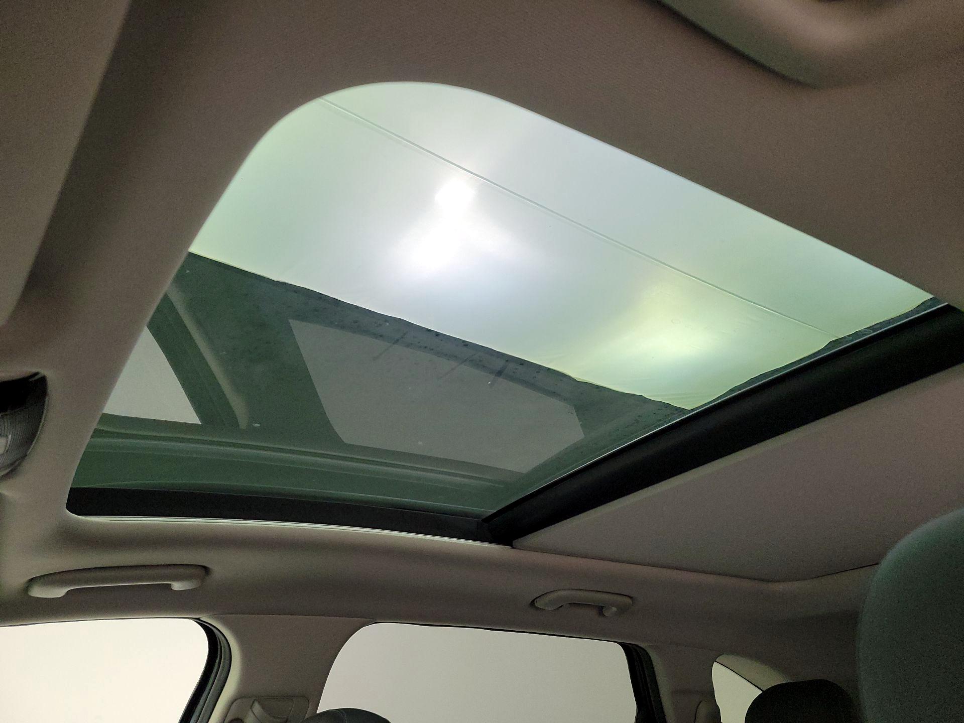 Thumbnail: 2022 Kia Sorento - 20