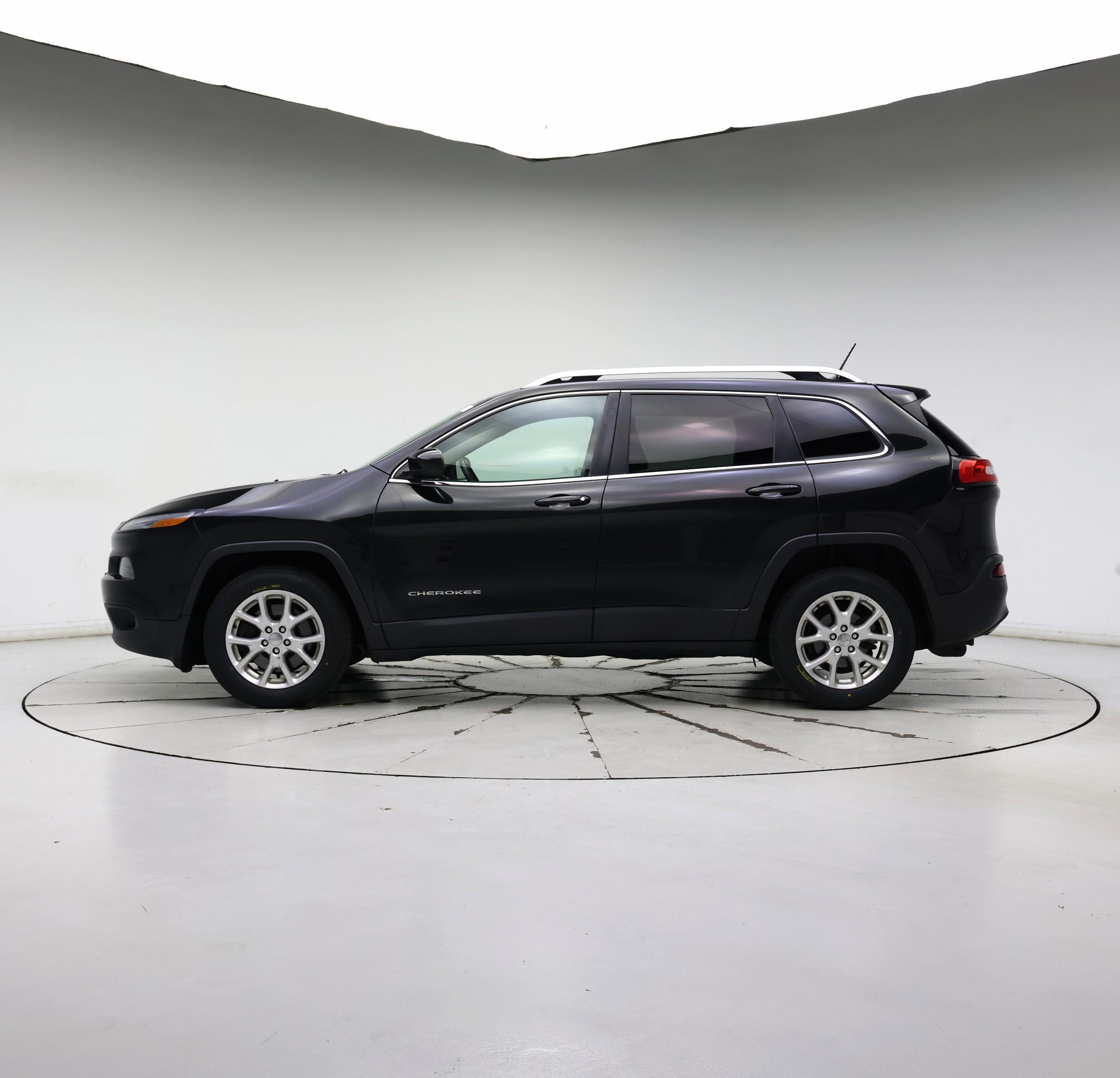 Thumbnail: 2015 Jeep Cherokee - 3