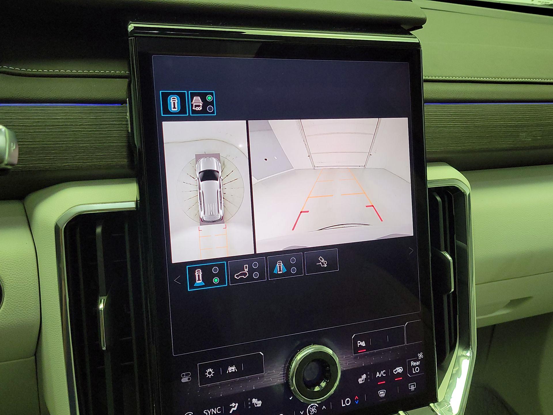 Thumbnail: 2024 GMC Acadia - 15
