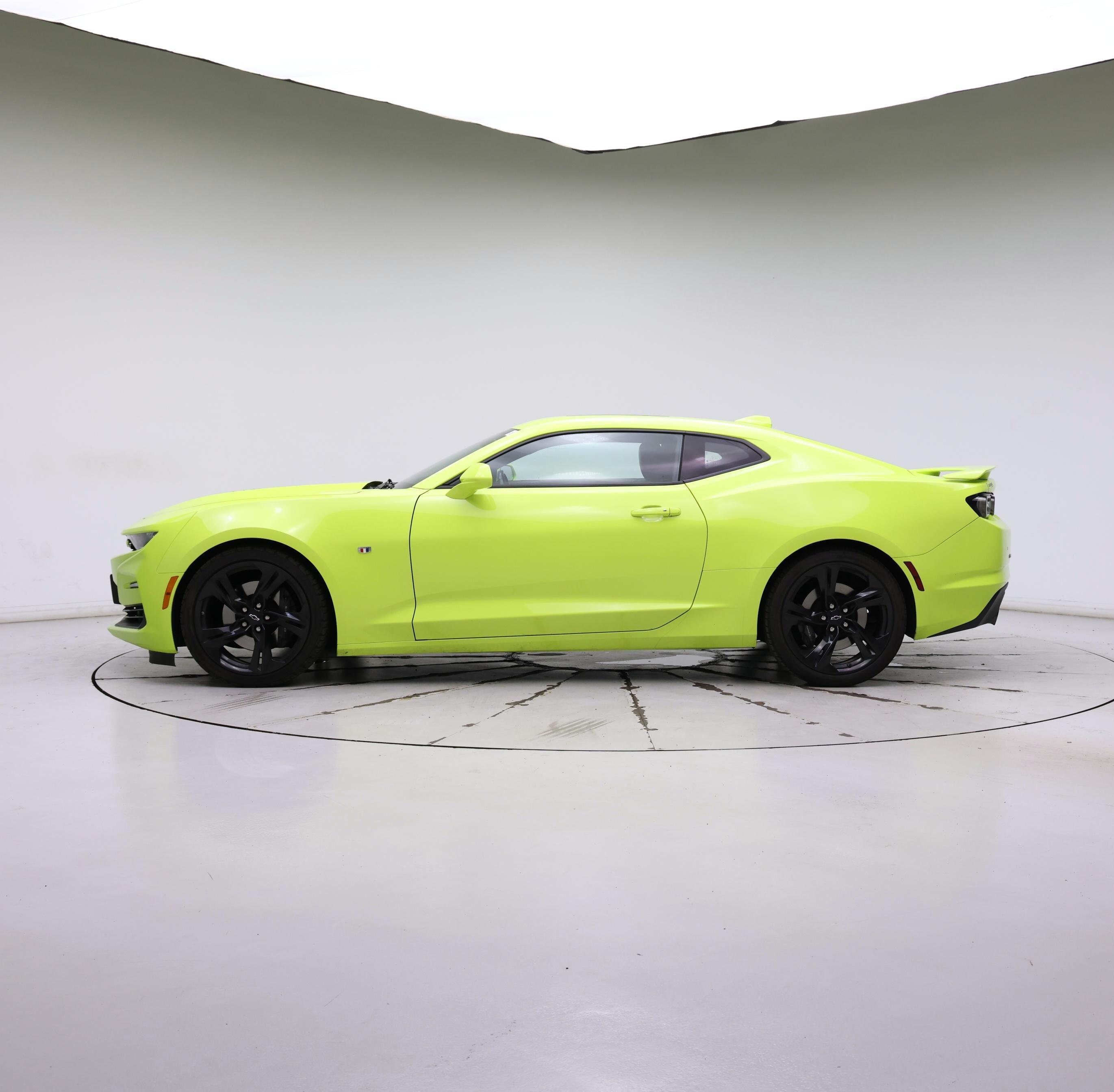 Thumbnail: 2020 Chevrolet Camaro - 3
