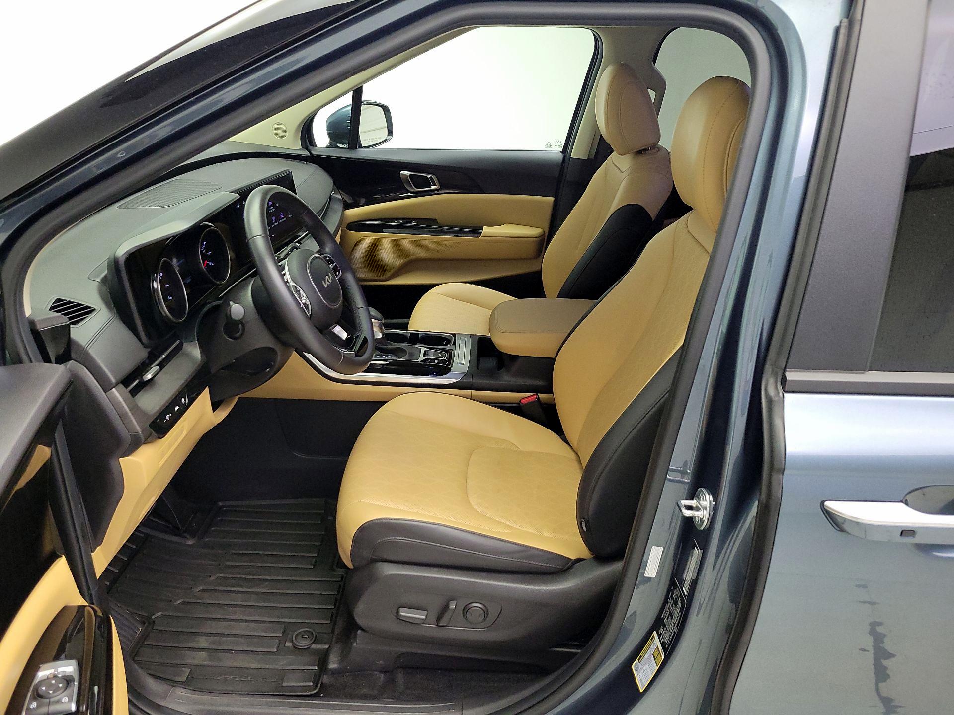 Thumbnail: 2024 Kia Carnival - 11