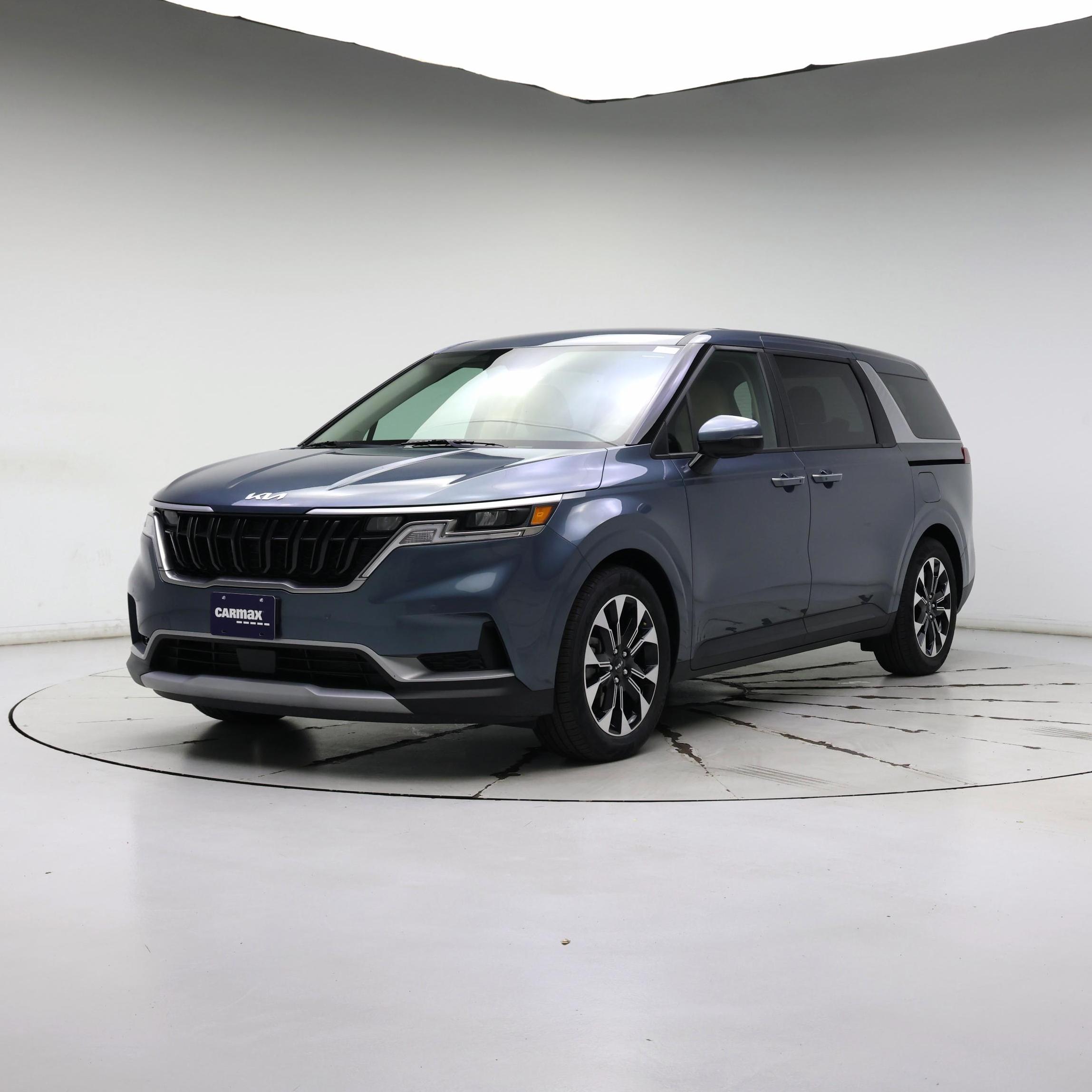 Thumbnail: 2024 Kia Carnival - 4