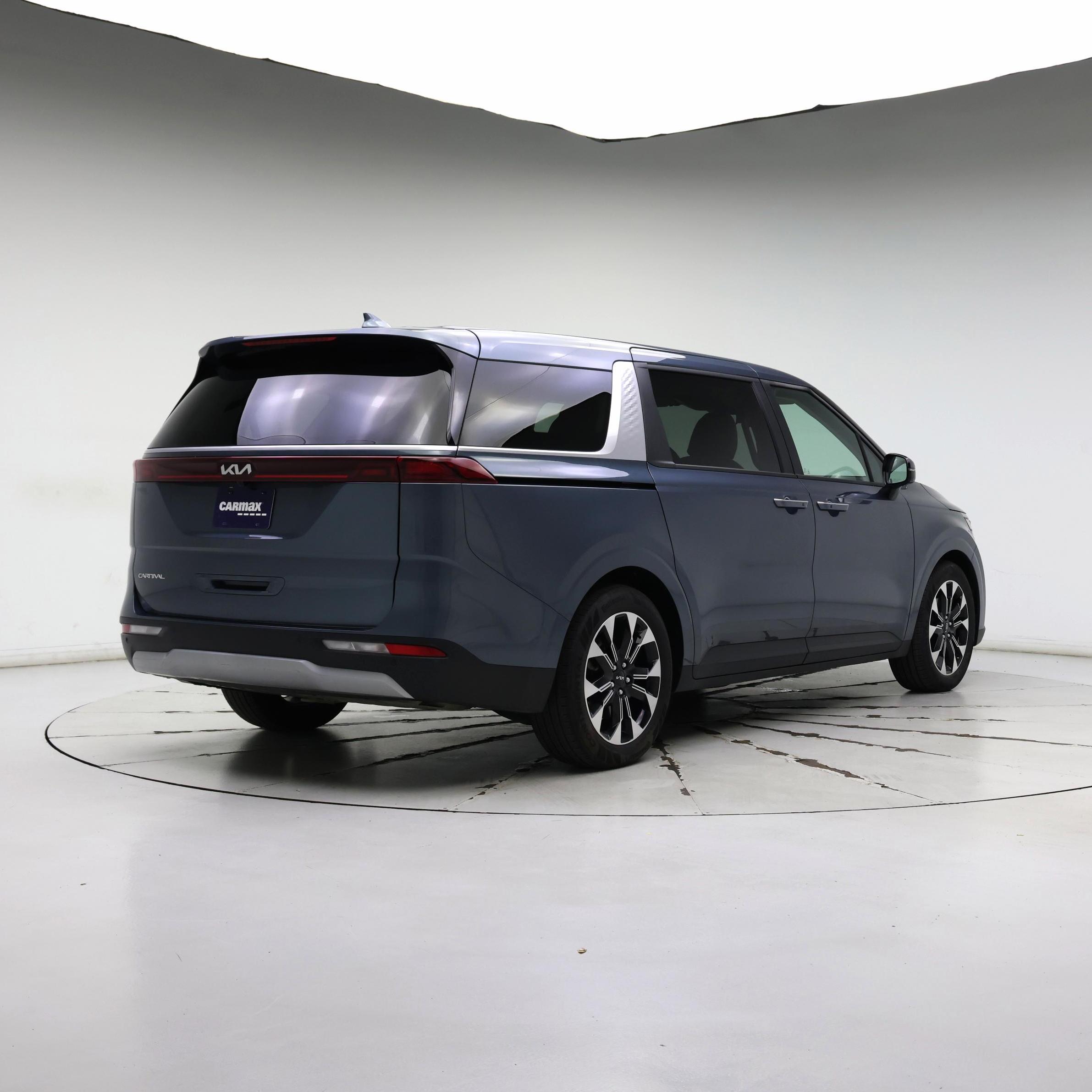 Thumbnail: 2024 Kia Carnival - 8