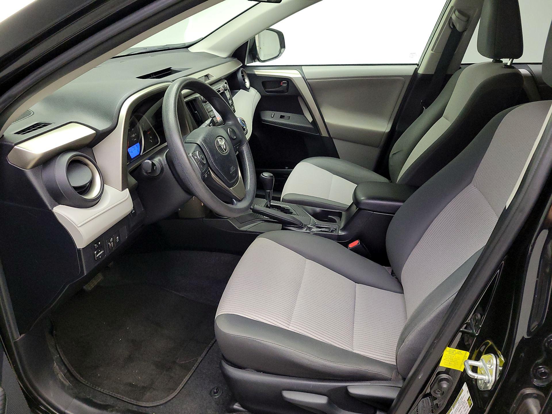 Thumbnail: 2013 Toyota RAV4 - 11