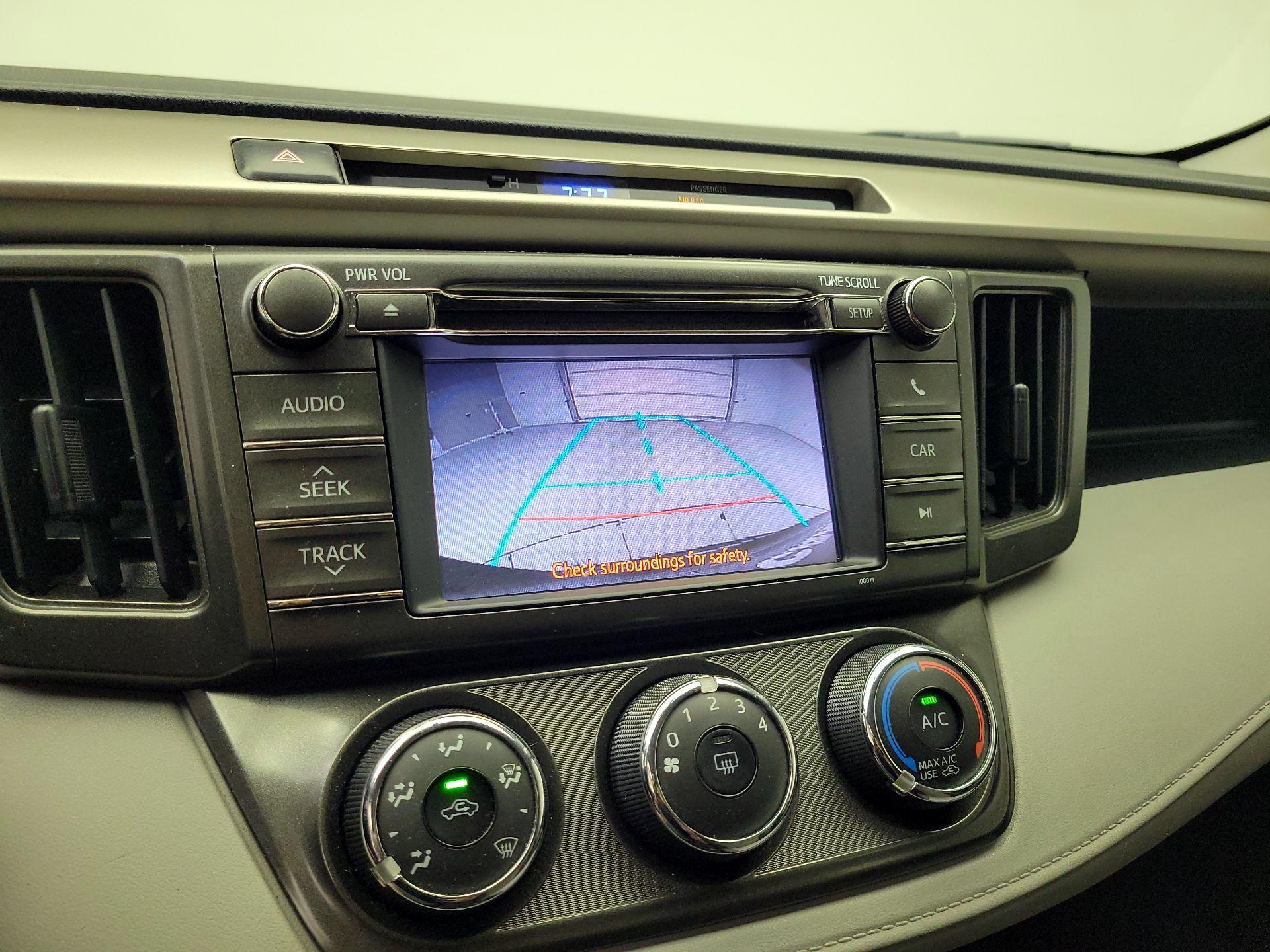 Thumbnail: 2013 Toyota RAV4 - 14