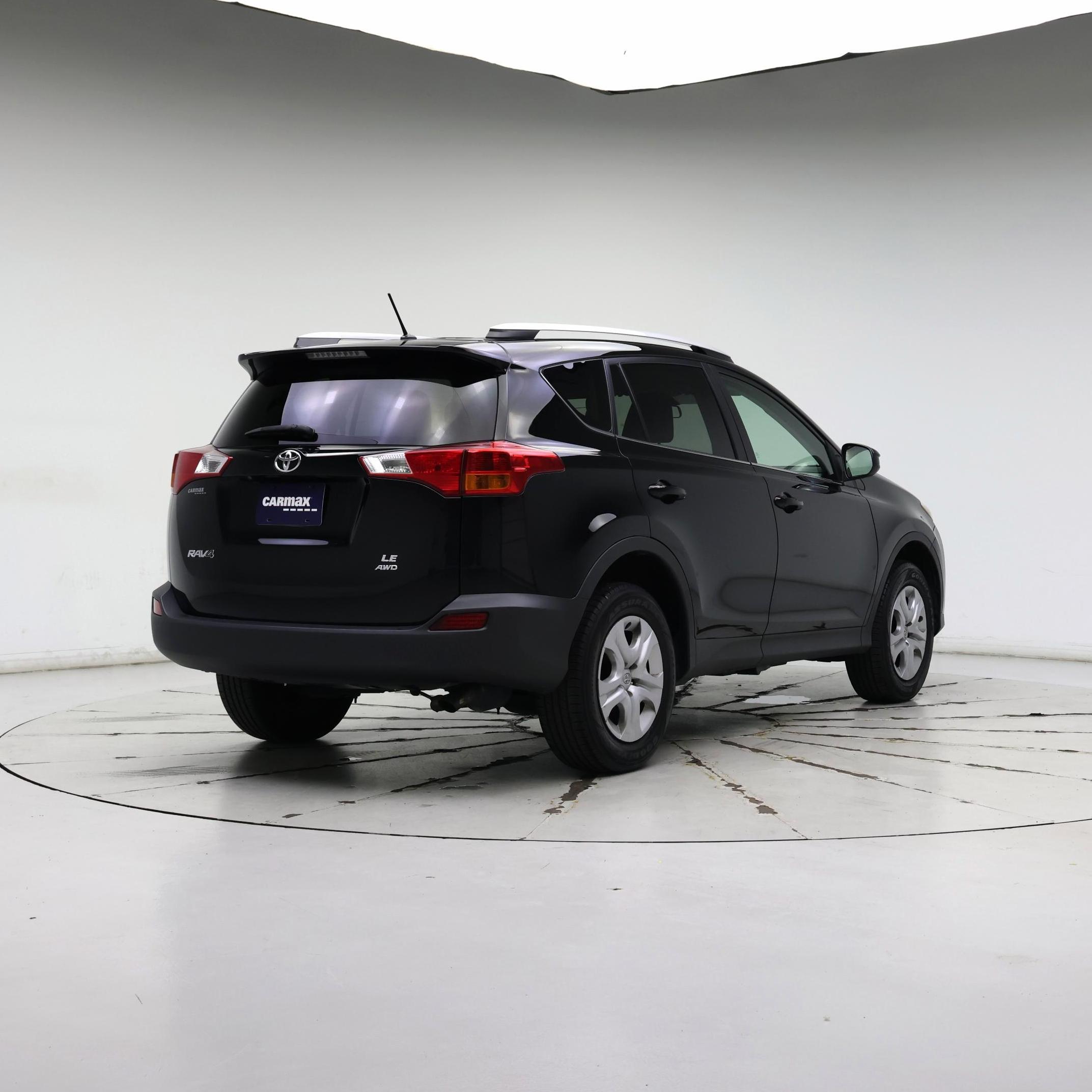 Thumbnail: 2013 Toyota RAV4 - 8