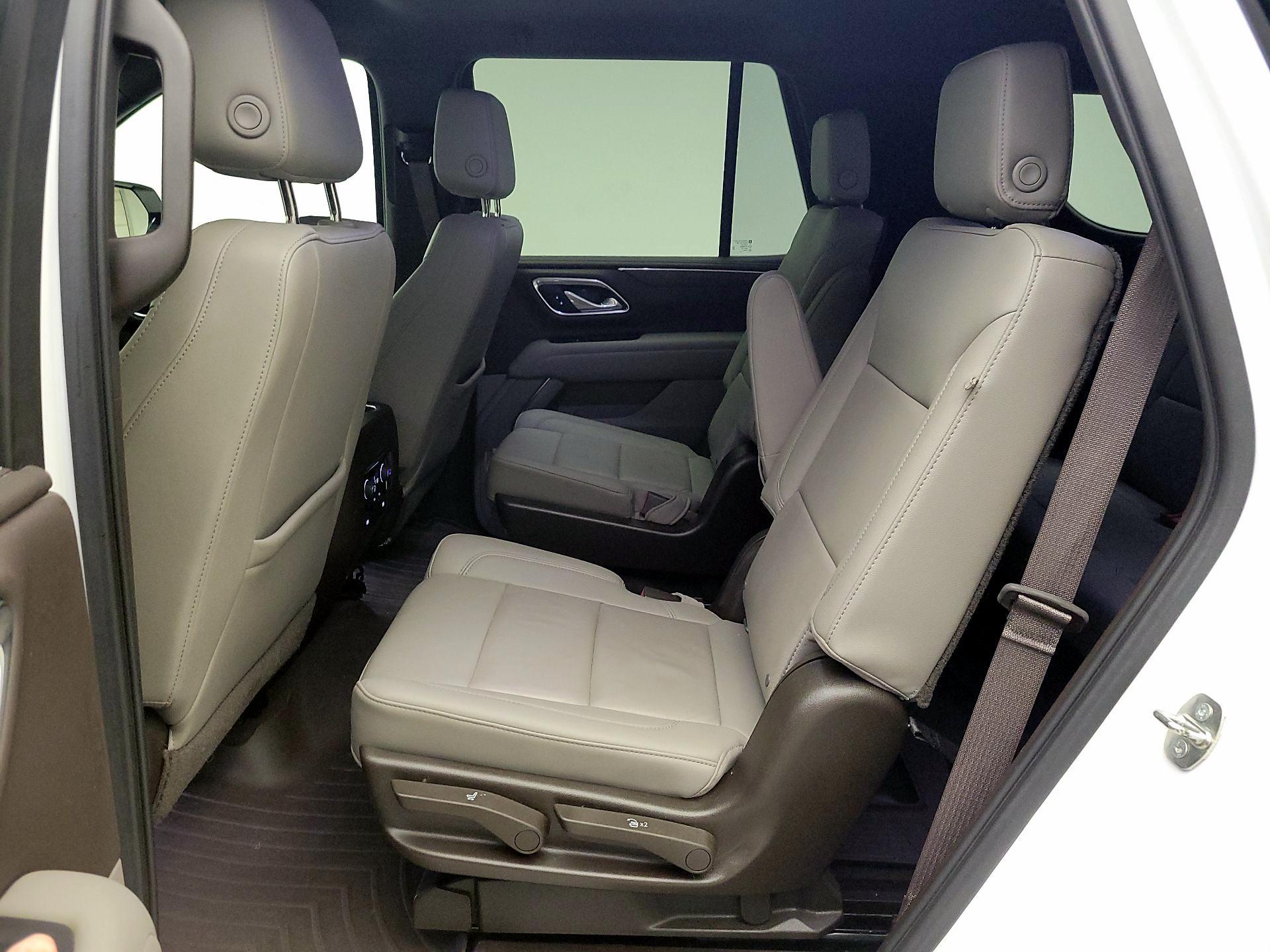 Thumbnail: 2021 Chevrolet Tahoe - 19