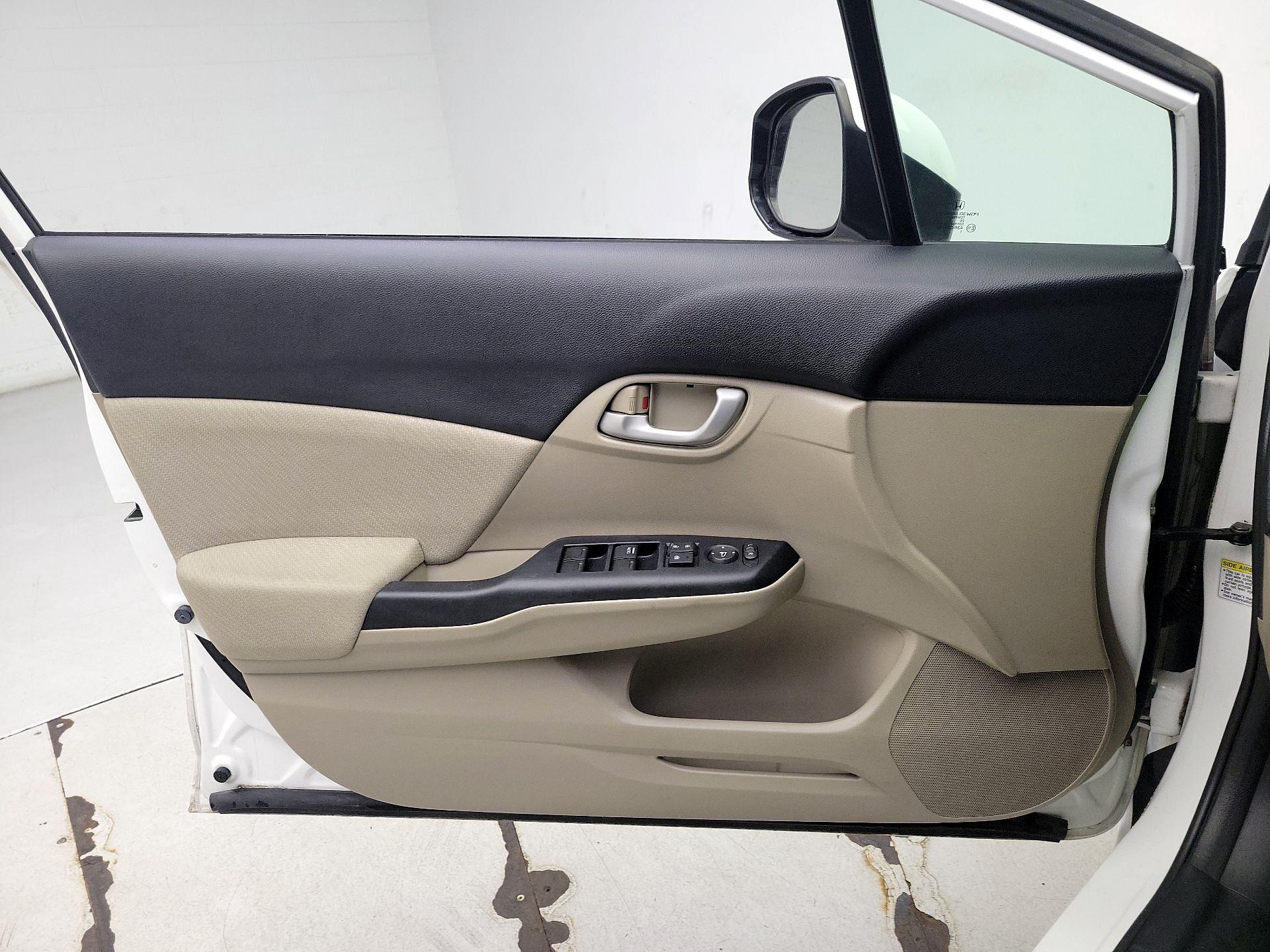 Thumbnail: 2013 Honda Civic - 12