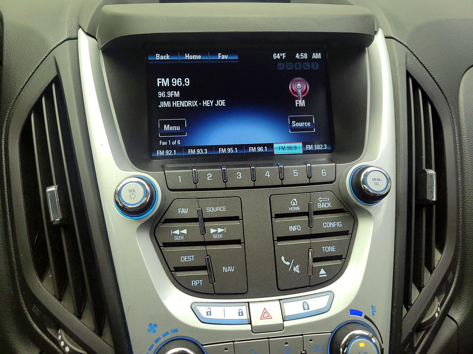 Thumbnail: 2015 Chevrolet Equinox - 15